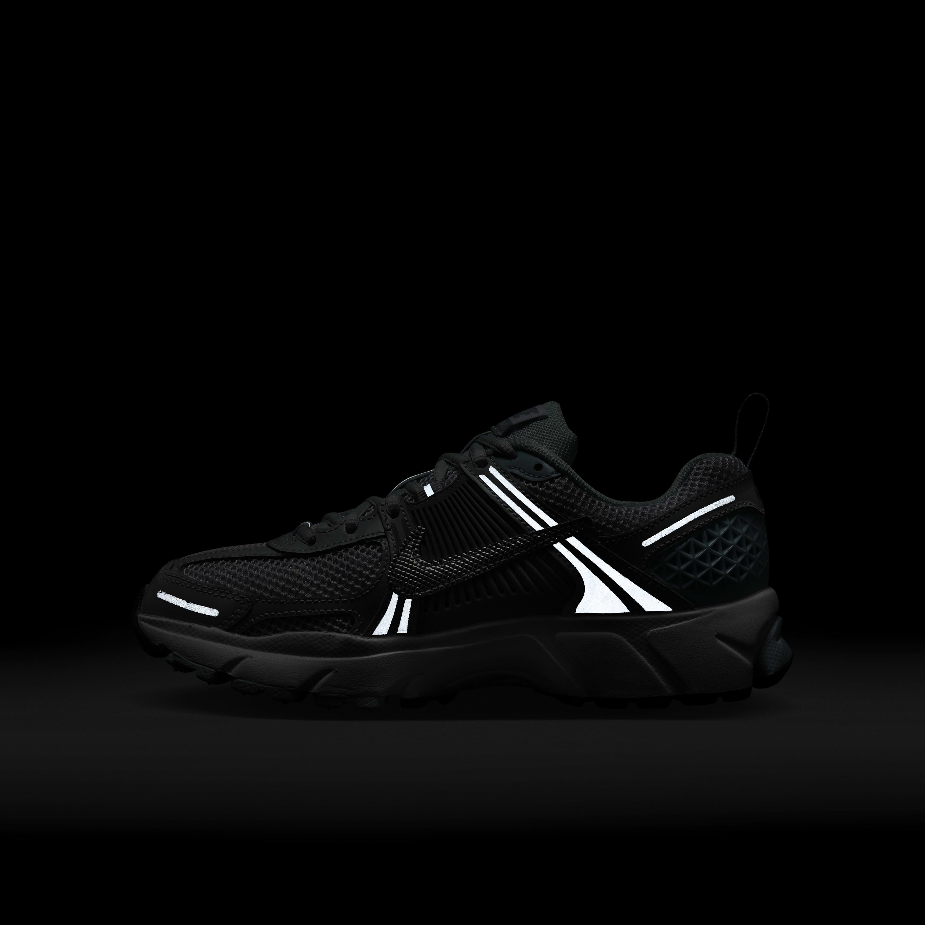 Buy Nike Vomero 5 Older Kids' Shoes - Pure Platinum/Glacier