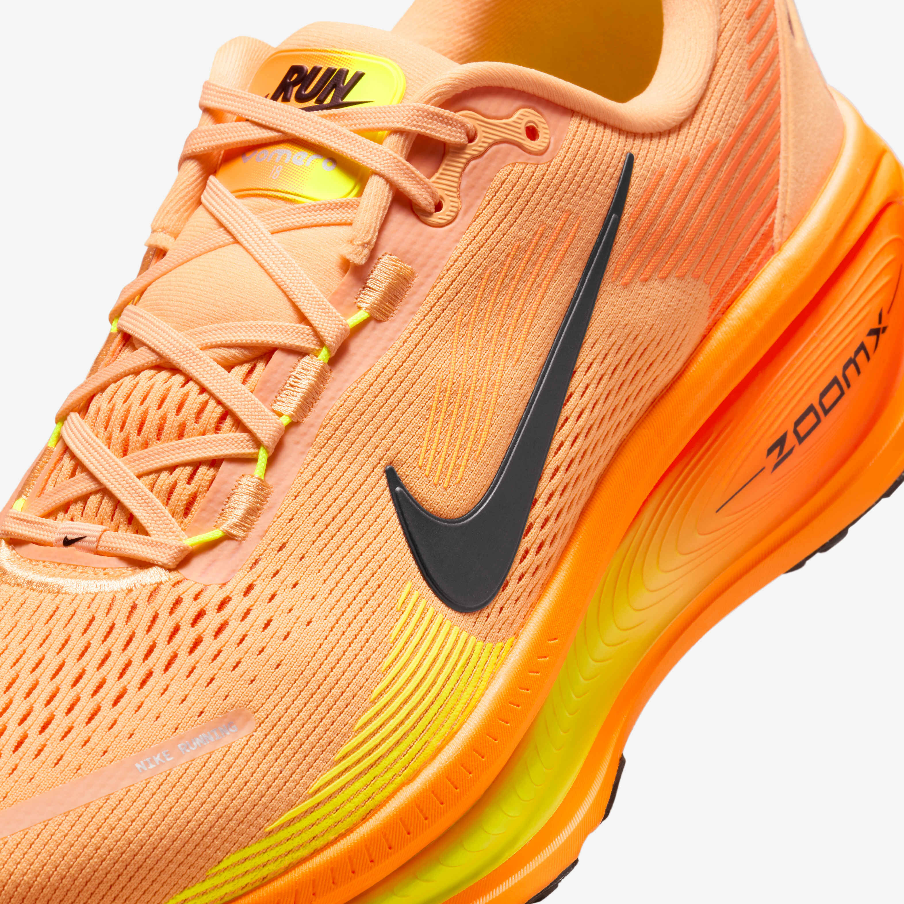 Nike Vomero 18 image number 6