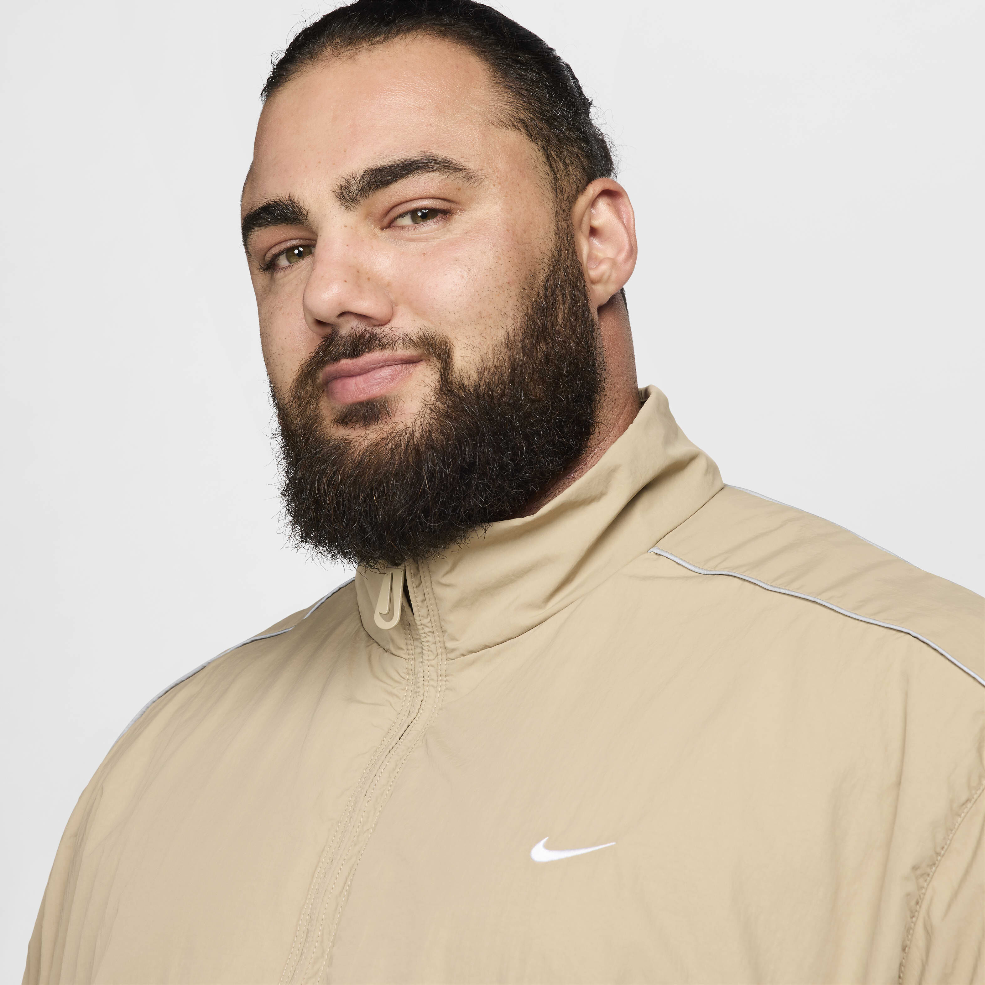 نايكي سبورتسوير سولو سووش image number 11