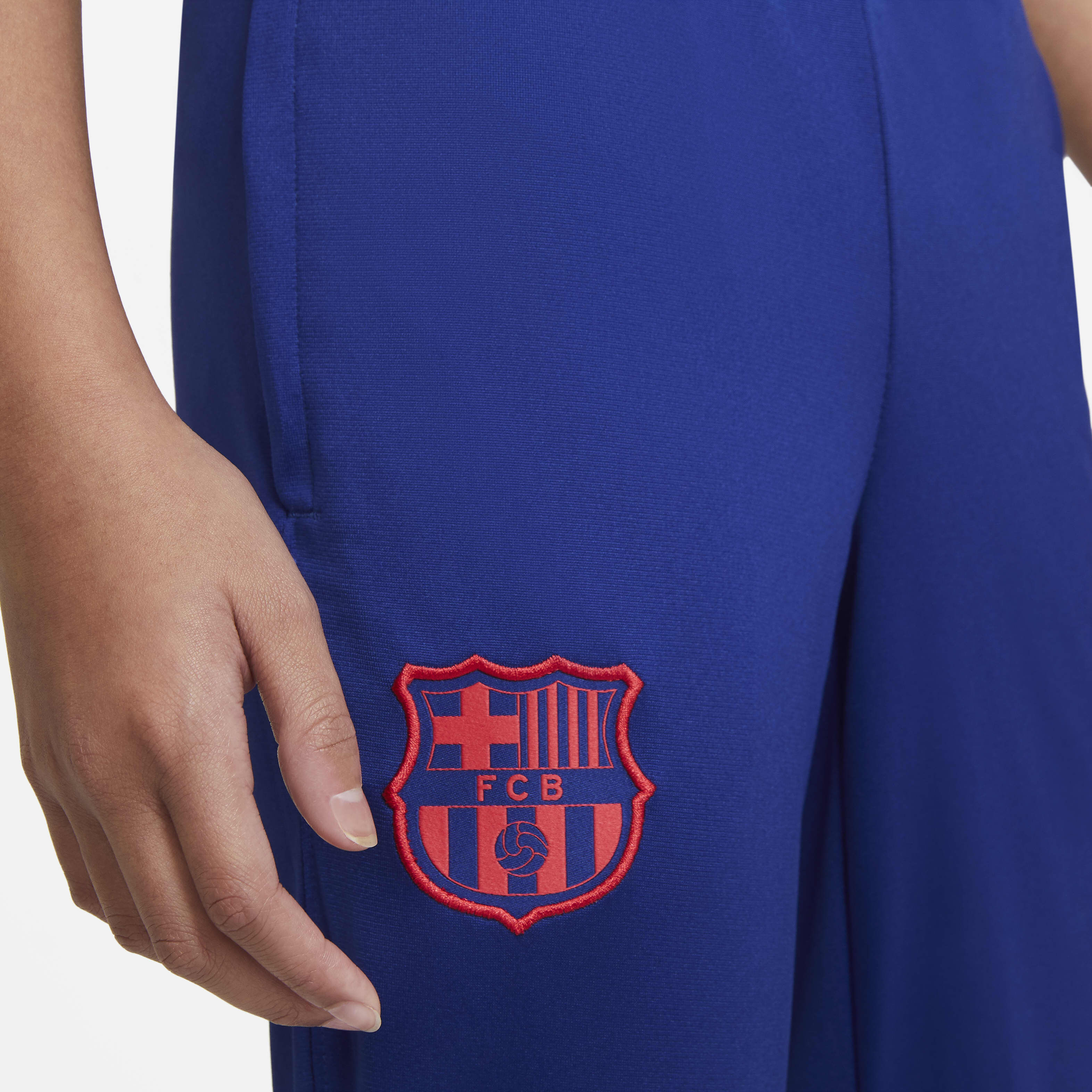 F.C. Barcelona Strike image number 8