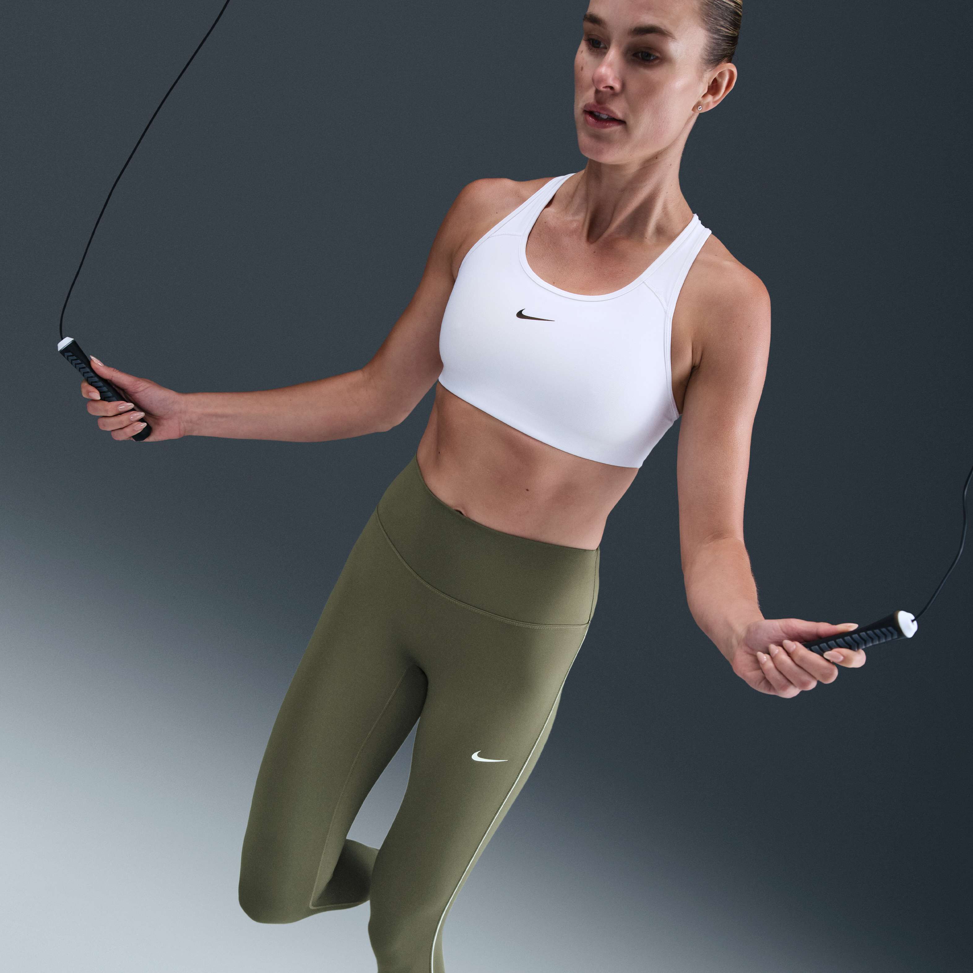 نايكي وان image number 4