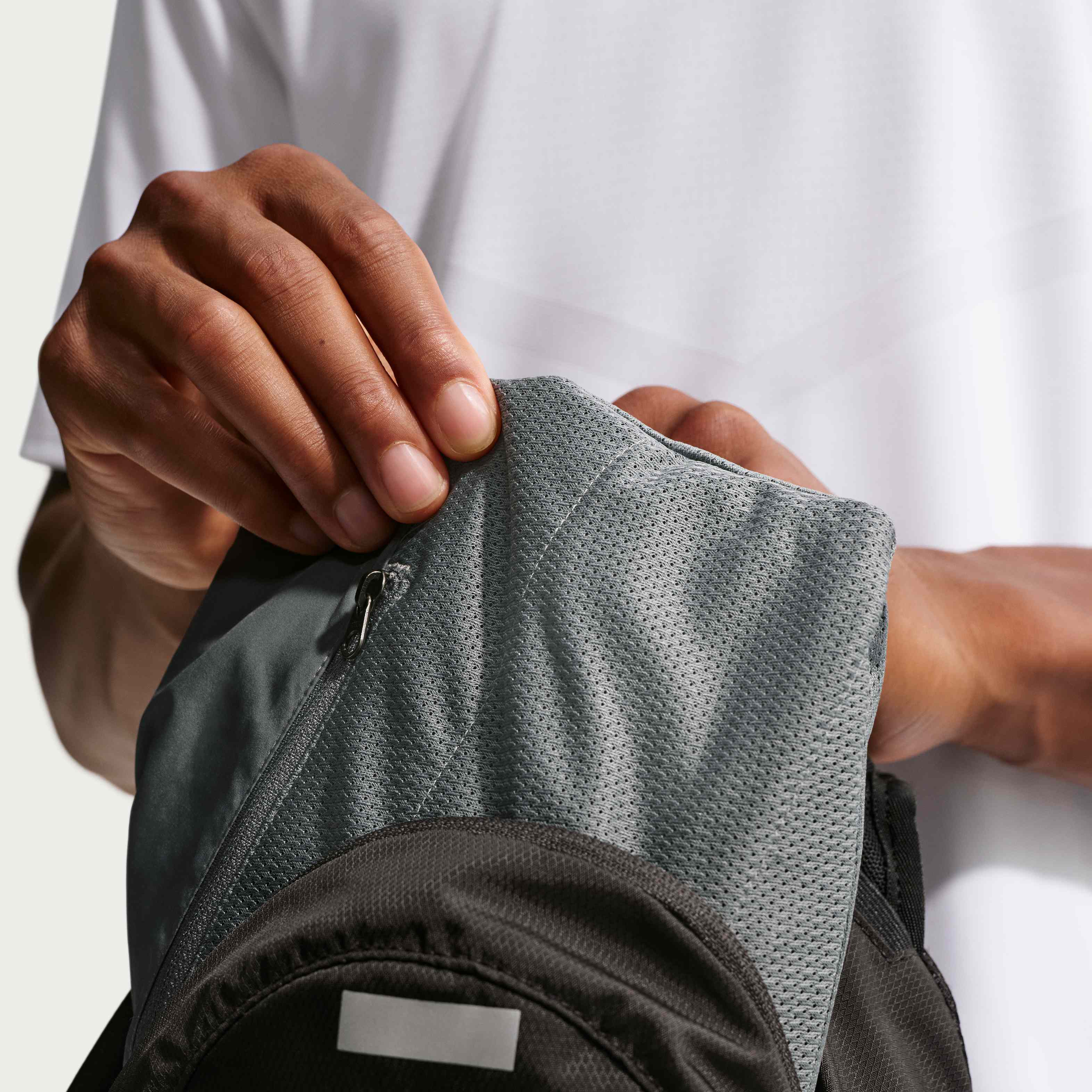 نايكي ريبيل ميلر image number 6