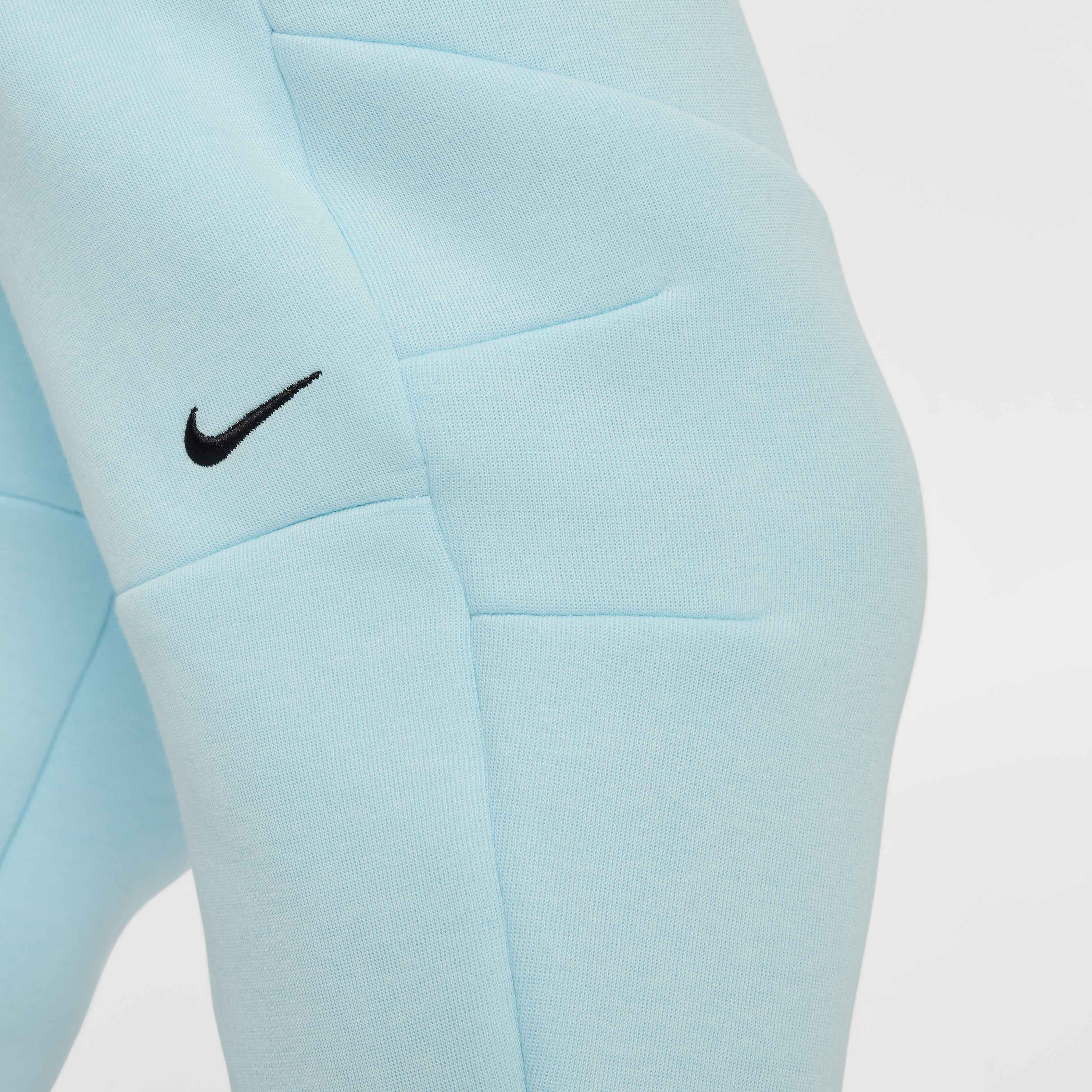 نايكي سبورتسوير image number 10