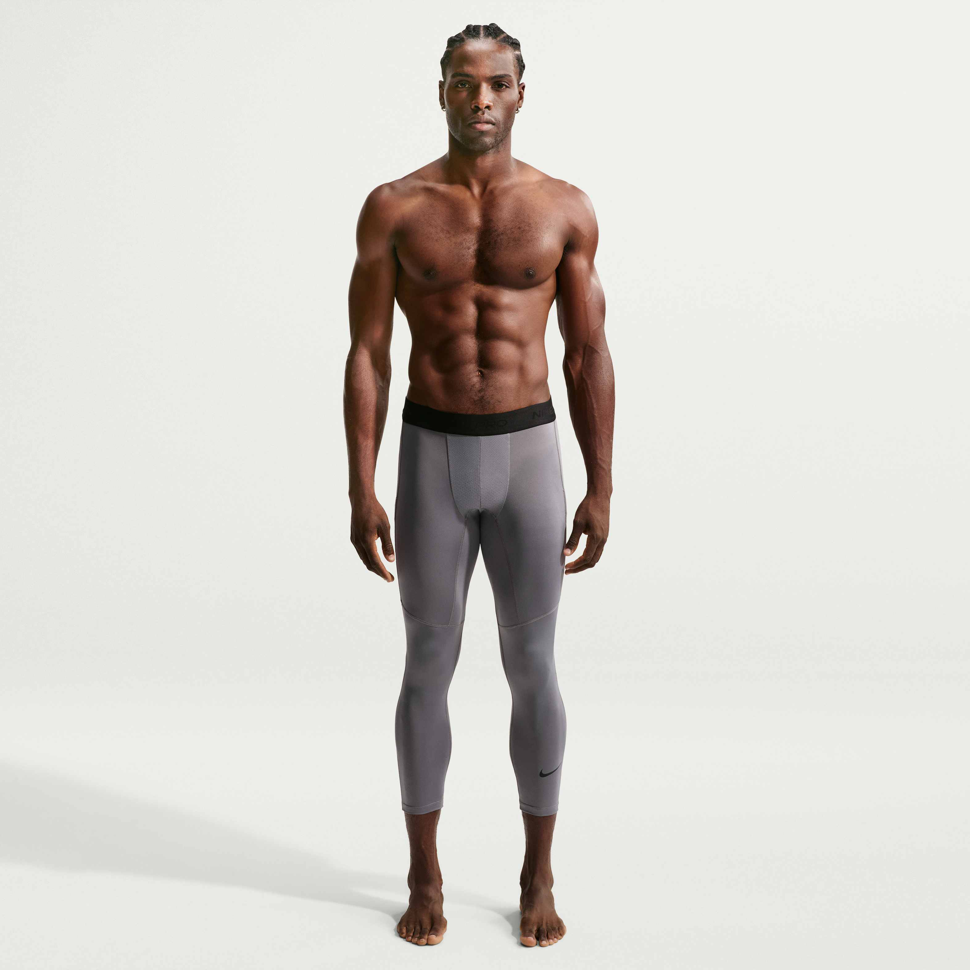 Nike Pro image number 0