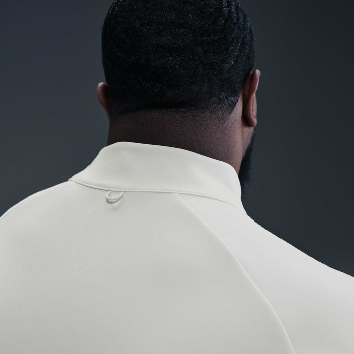 نايكي 24.7 امبوسبلي سوفت image number 6 نايكي 24.7 امبوسبلي سوفت image number 6