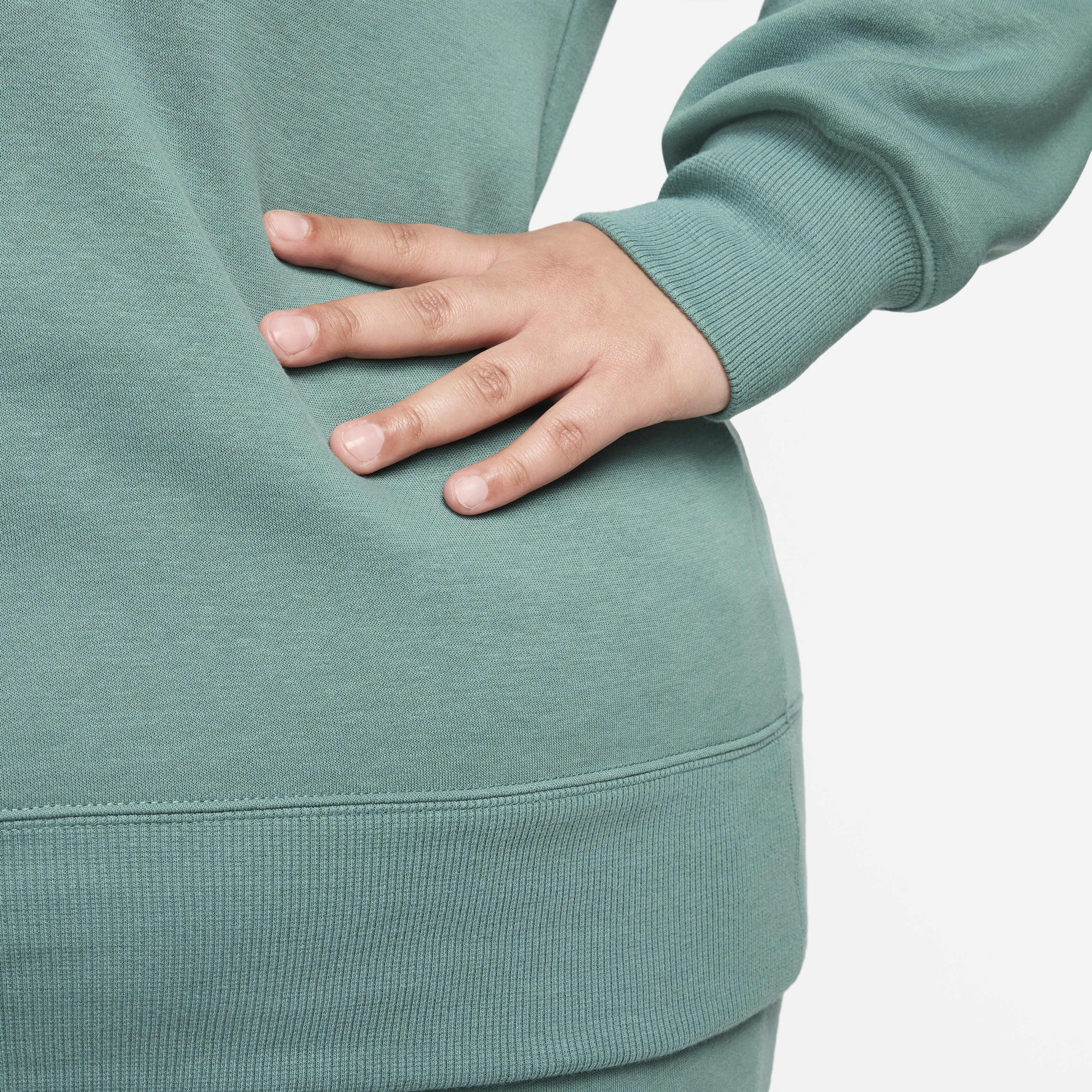 نايكي سبورتسوير فينكس فليس image number 3