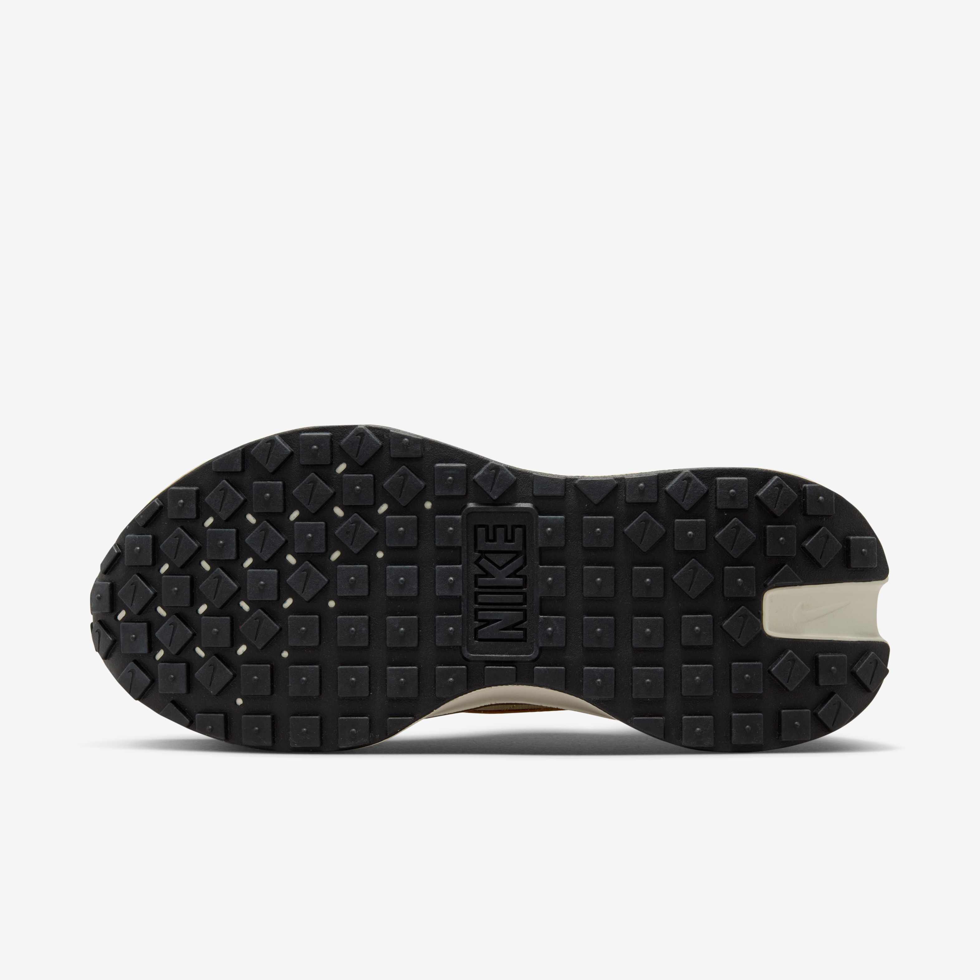 Nike Phoenix Waffle image number 1