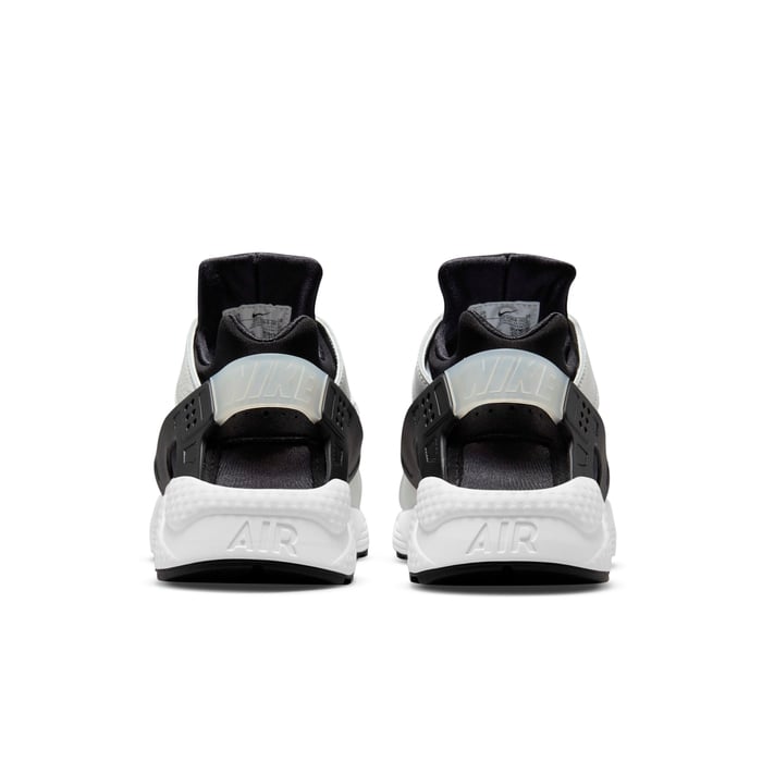 Nike Air Huarache image number 6 Nike Air Huarache image number 6