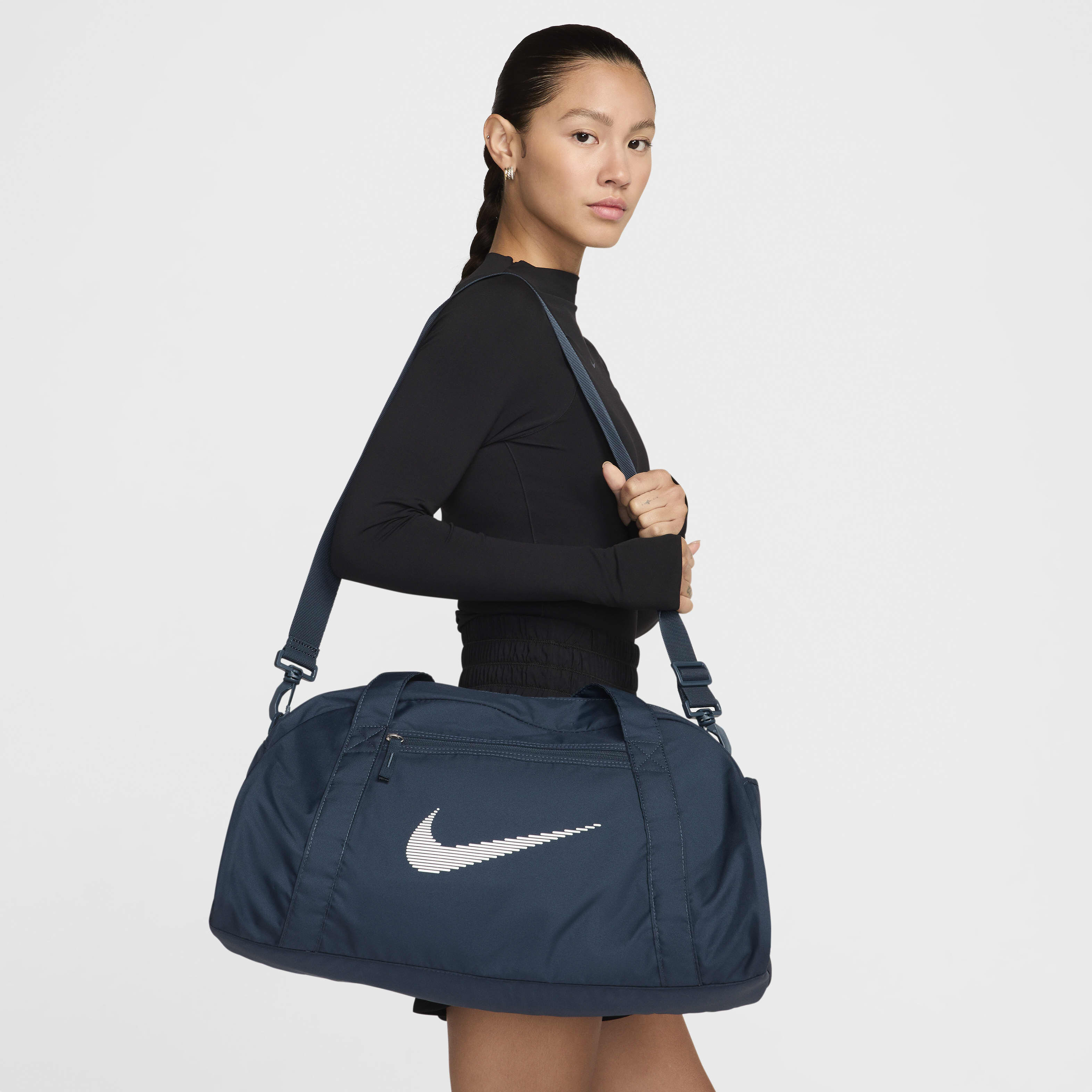 Nike duffel bag macys online