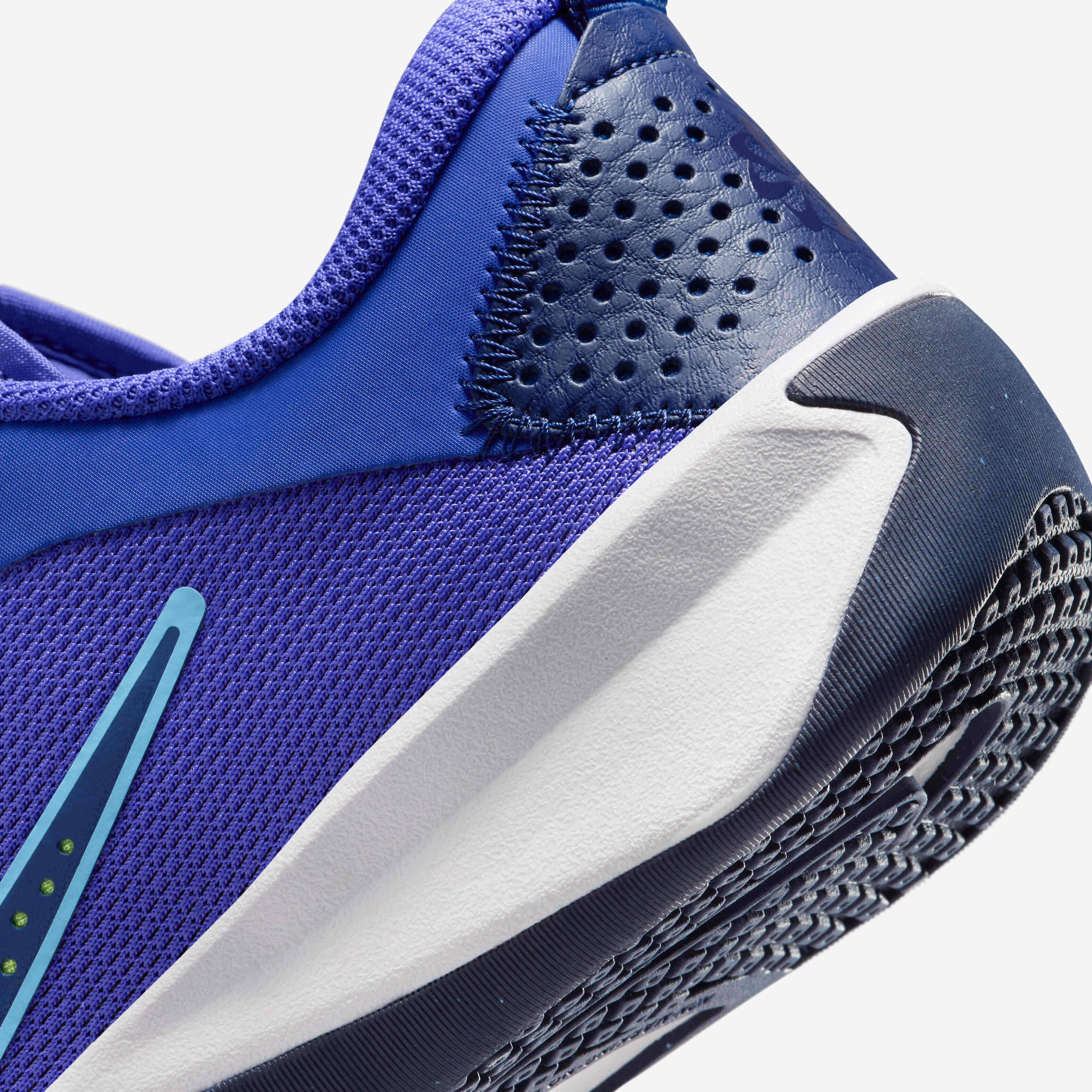 Nike Omni Multi-Court image number 7