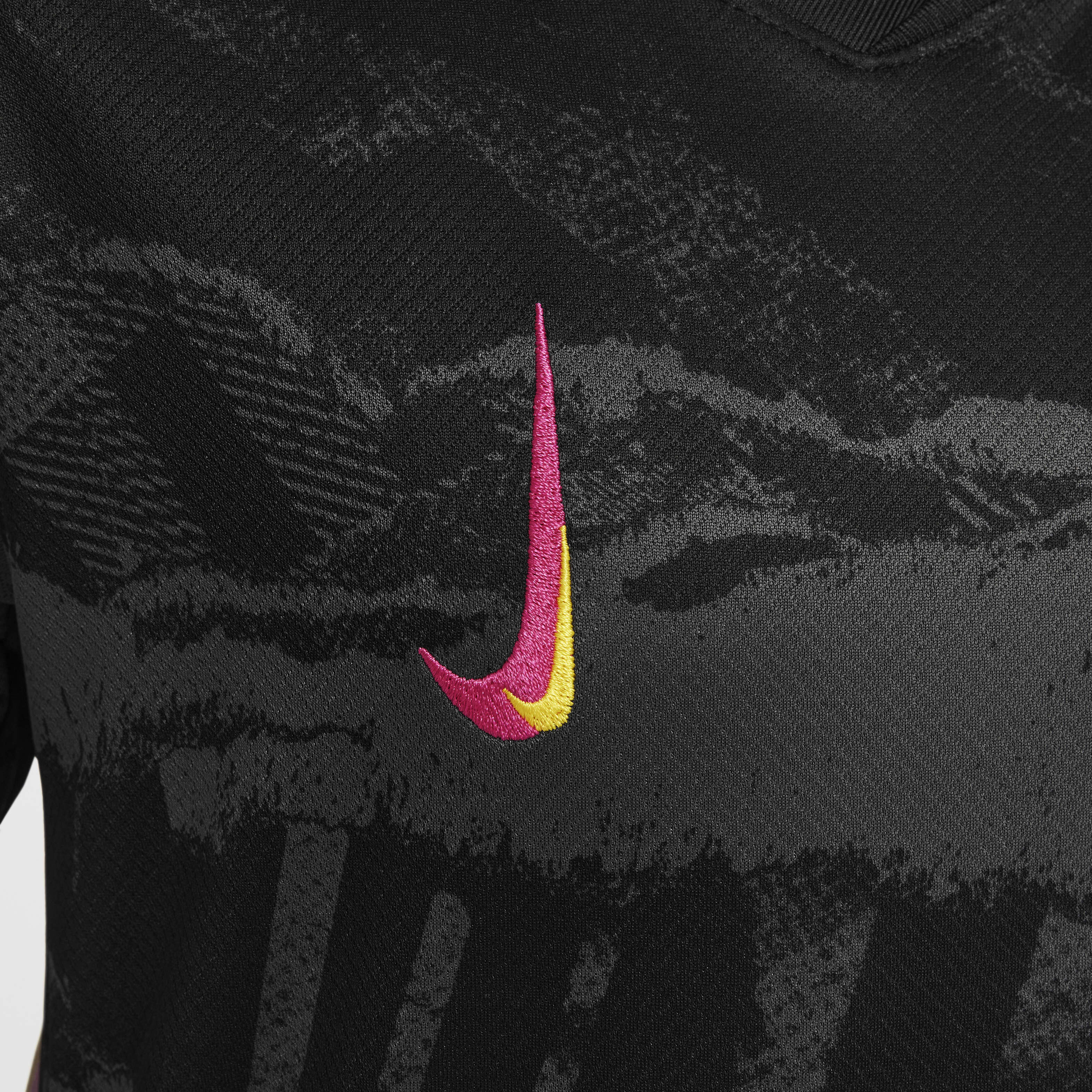 Chelsea F.C. 2024/25 Stadium Third image number 4