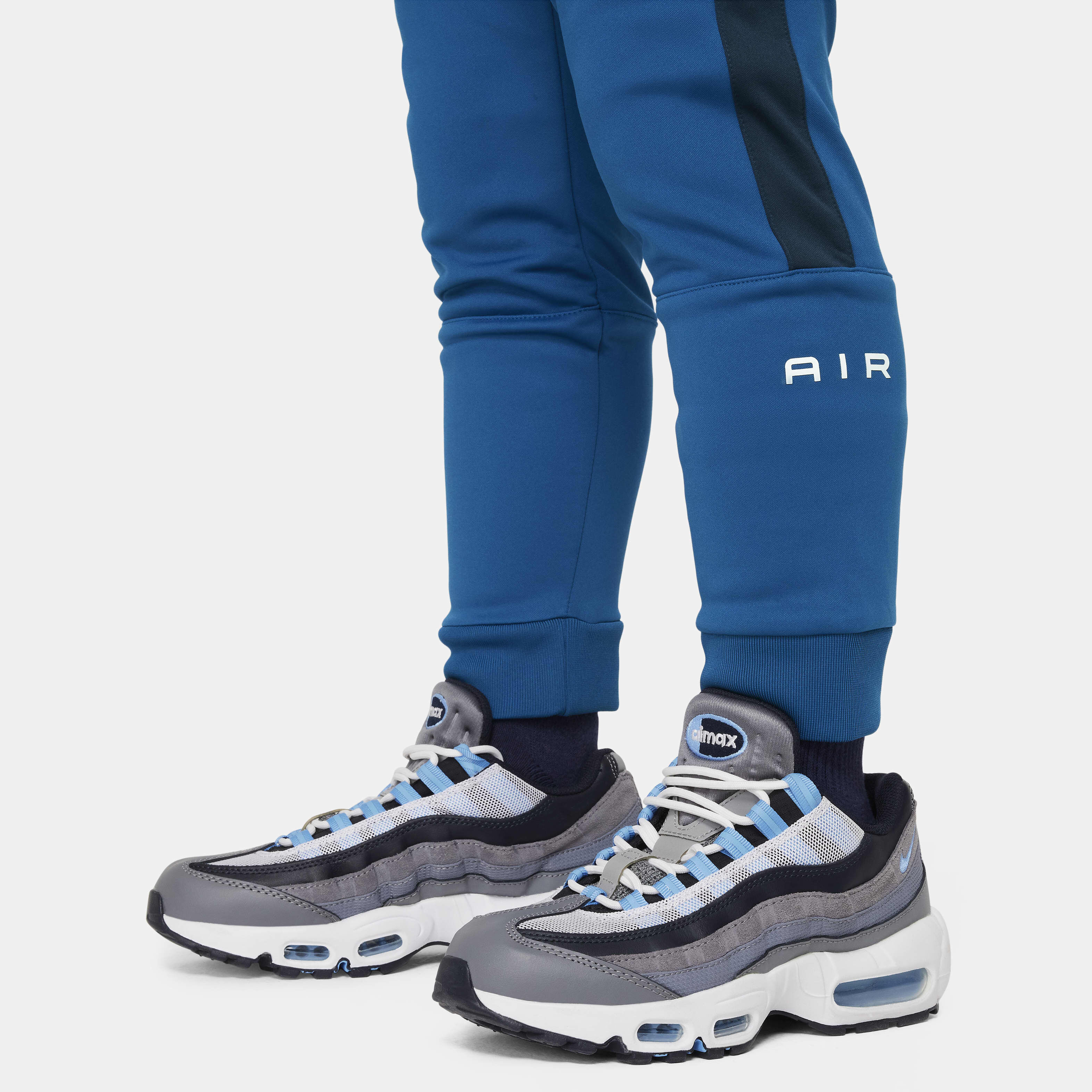 Nike air boys joggers discount