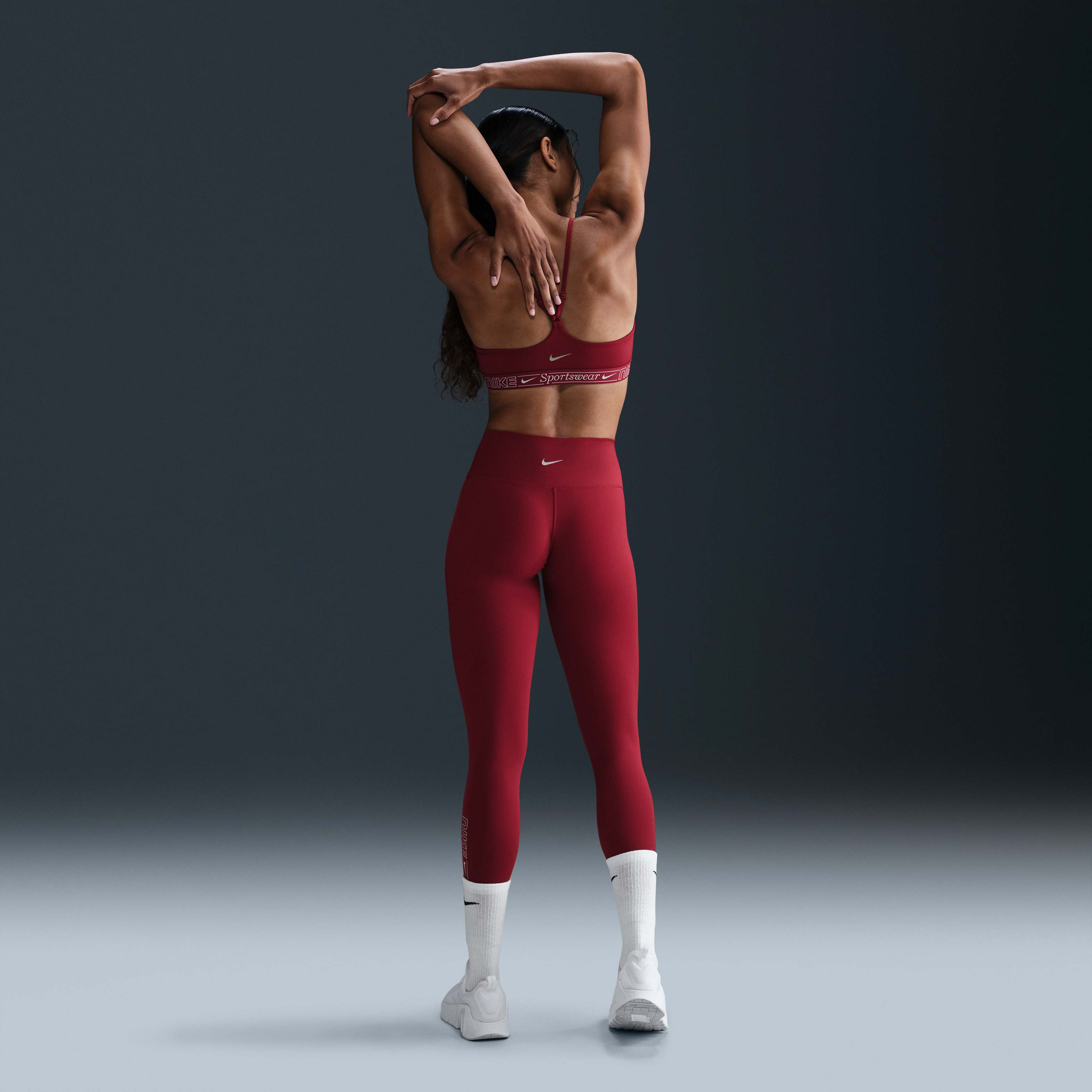 Nike One Fitted image number 3