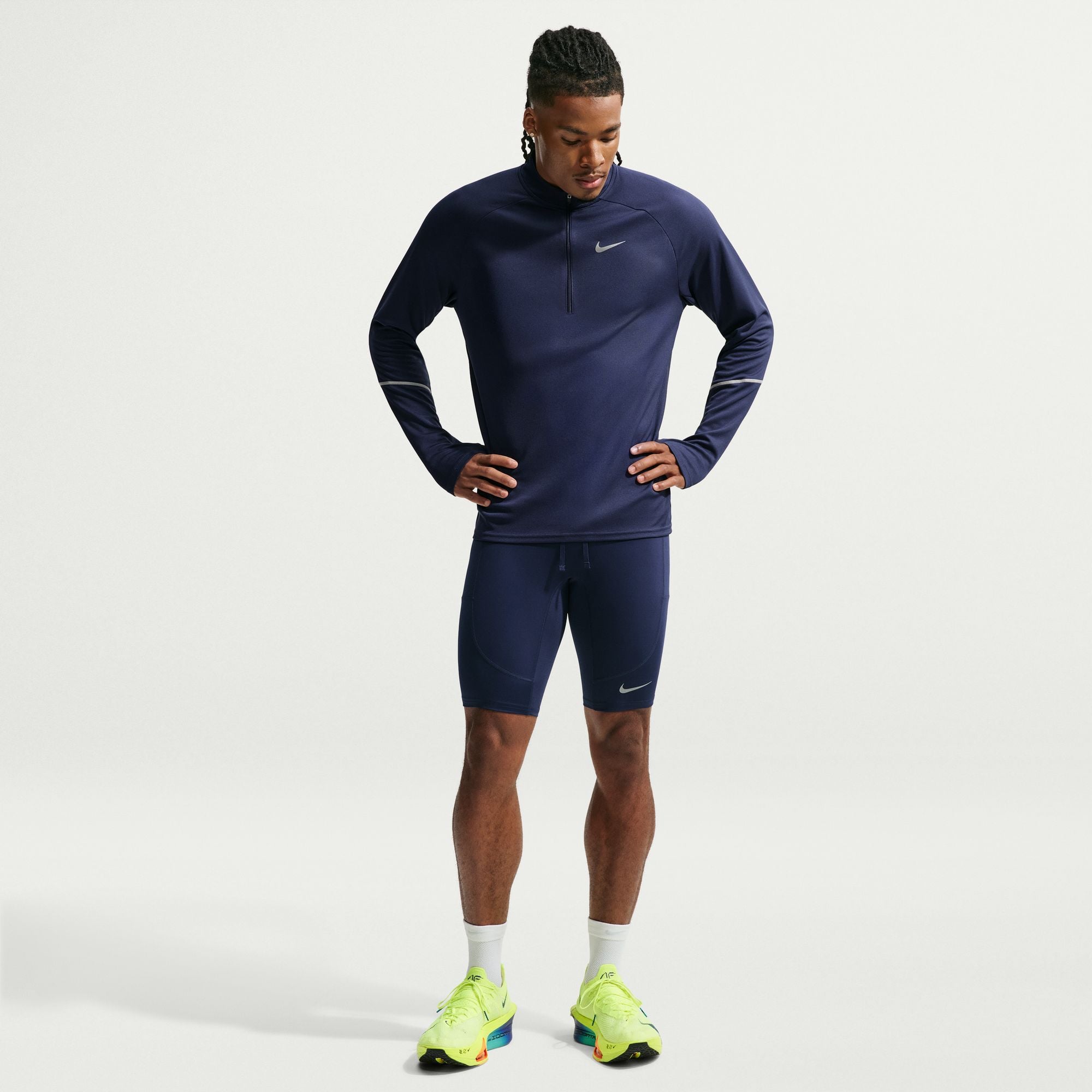 Nike Stride image number 0