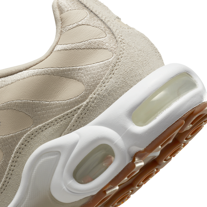 Nike air max plus beige sales