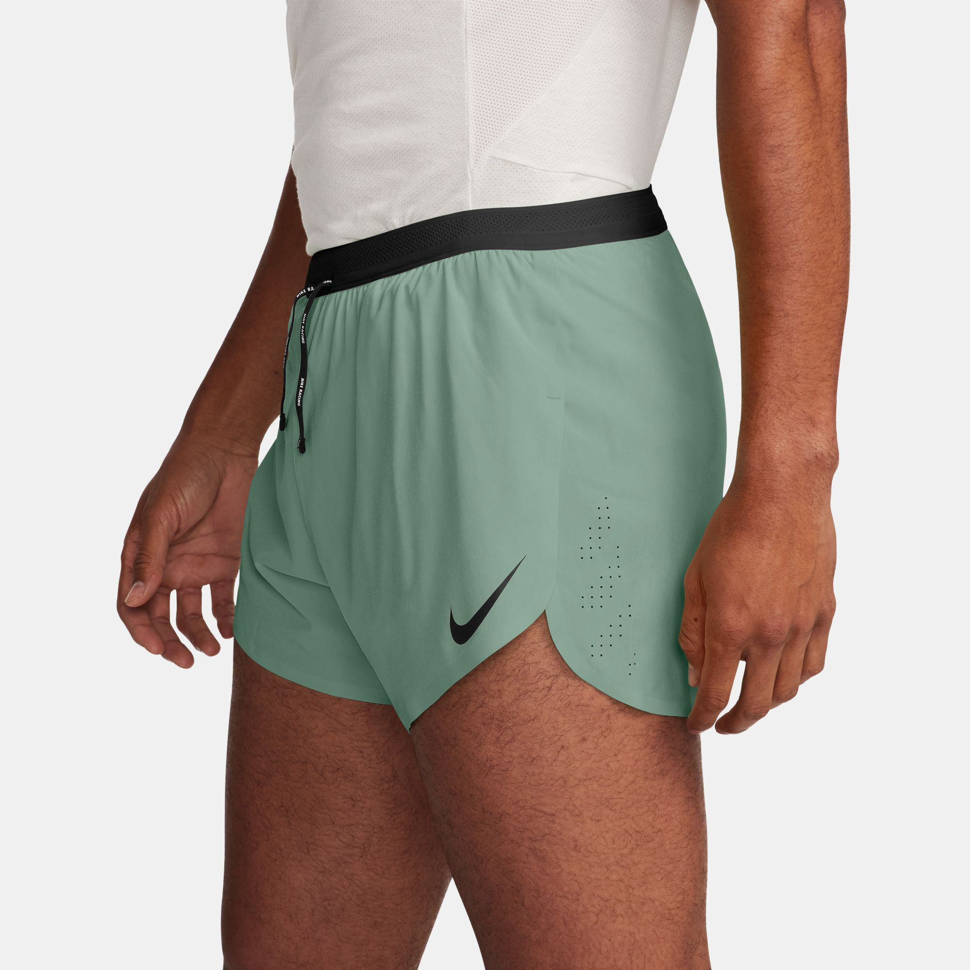 Nike AeroSwift image number 2