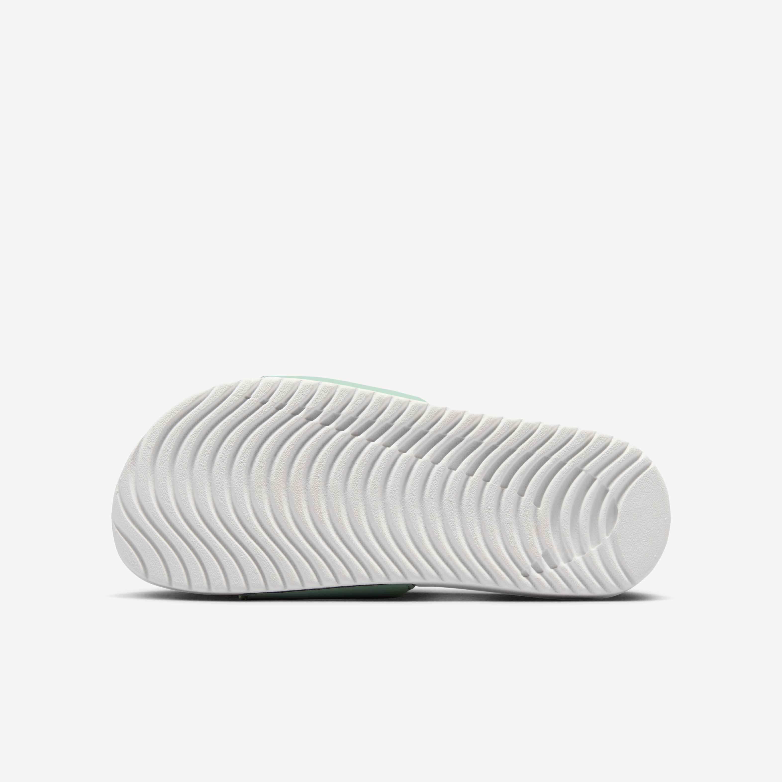 نايكي كاوا image number 2