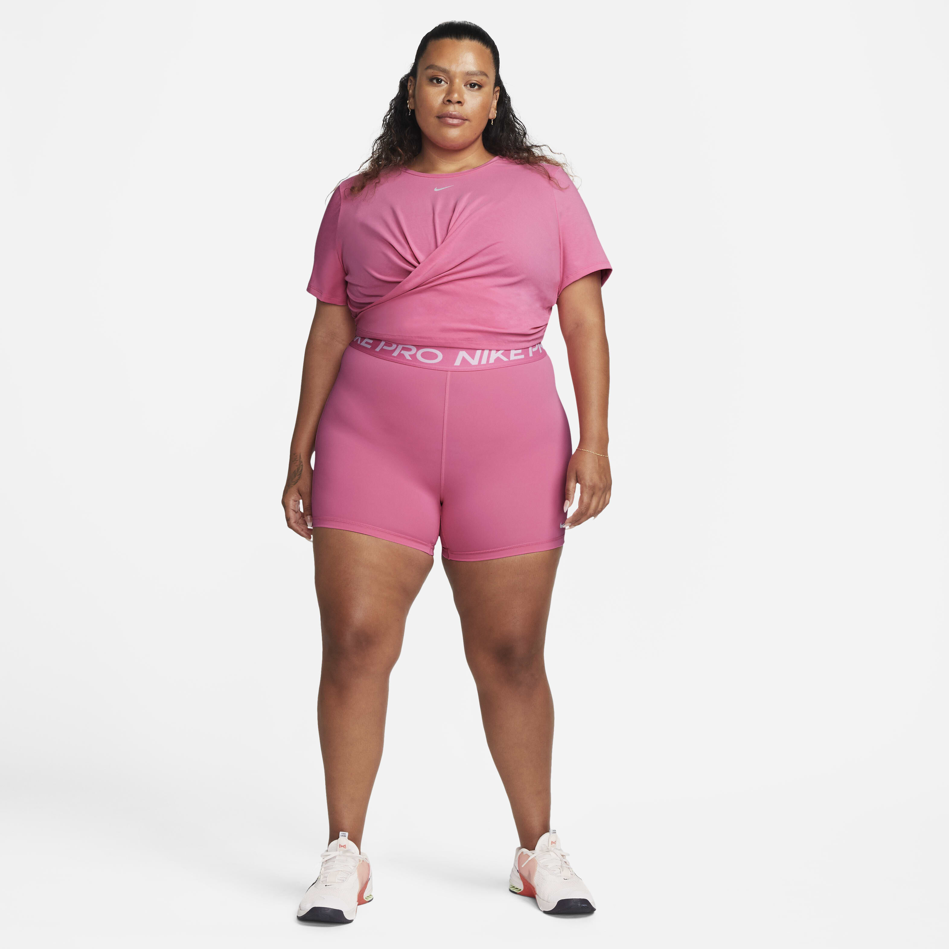 Nike Dri-FIT One Luxe image number 3