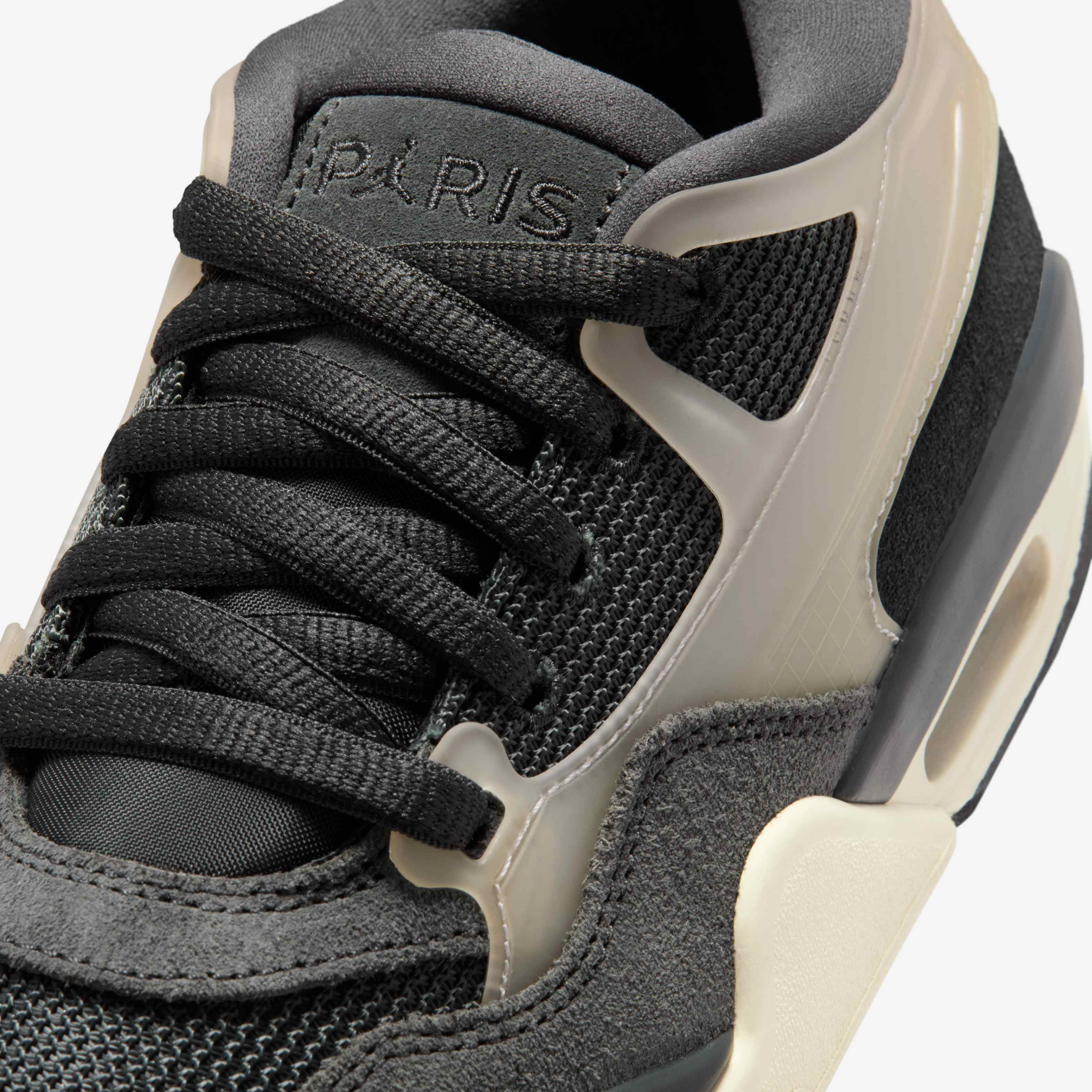 Paris Saint-Germain x Air Jordan 4 RM image number 6