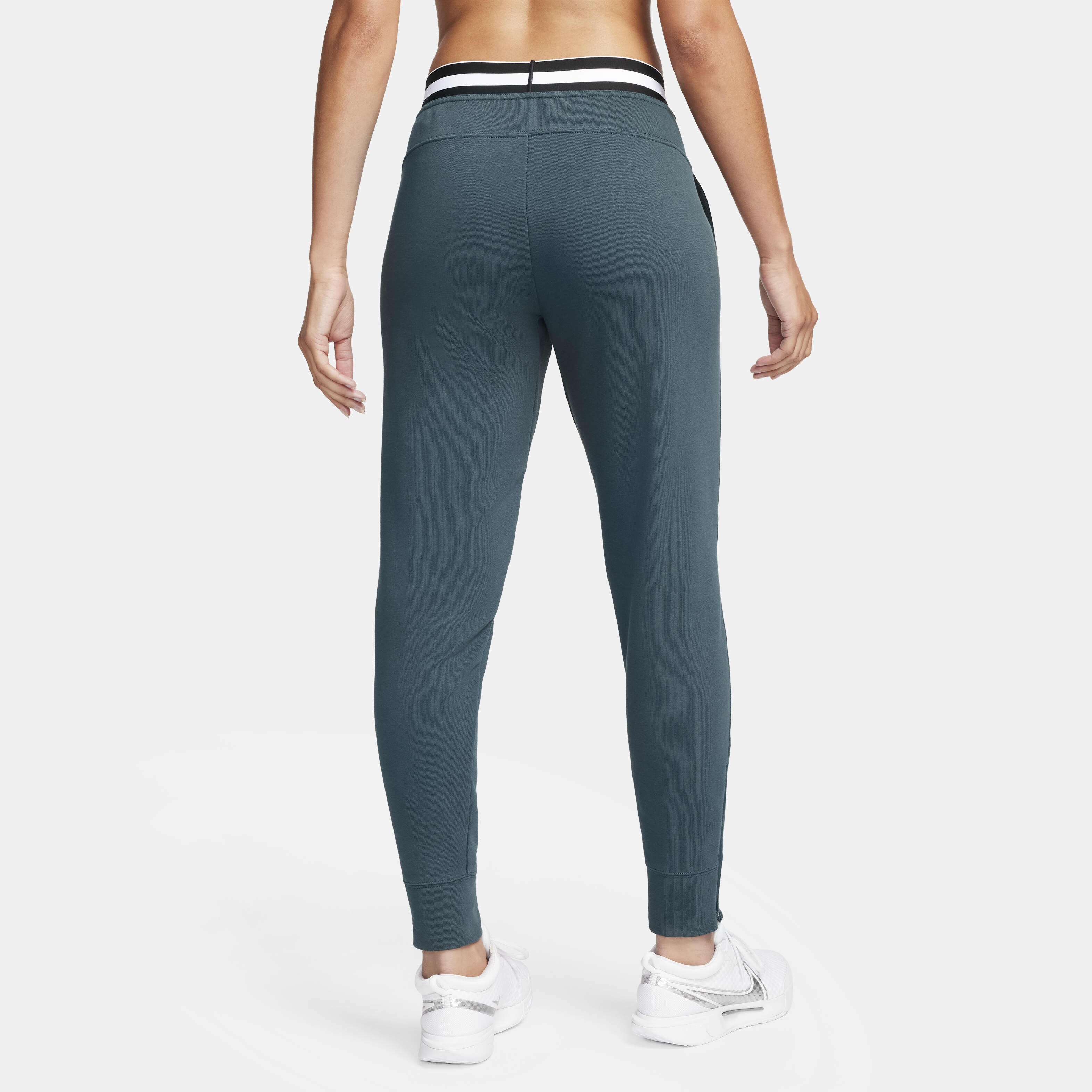Nike tennis pants womens deals