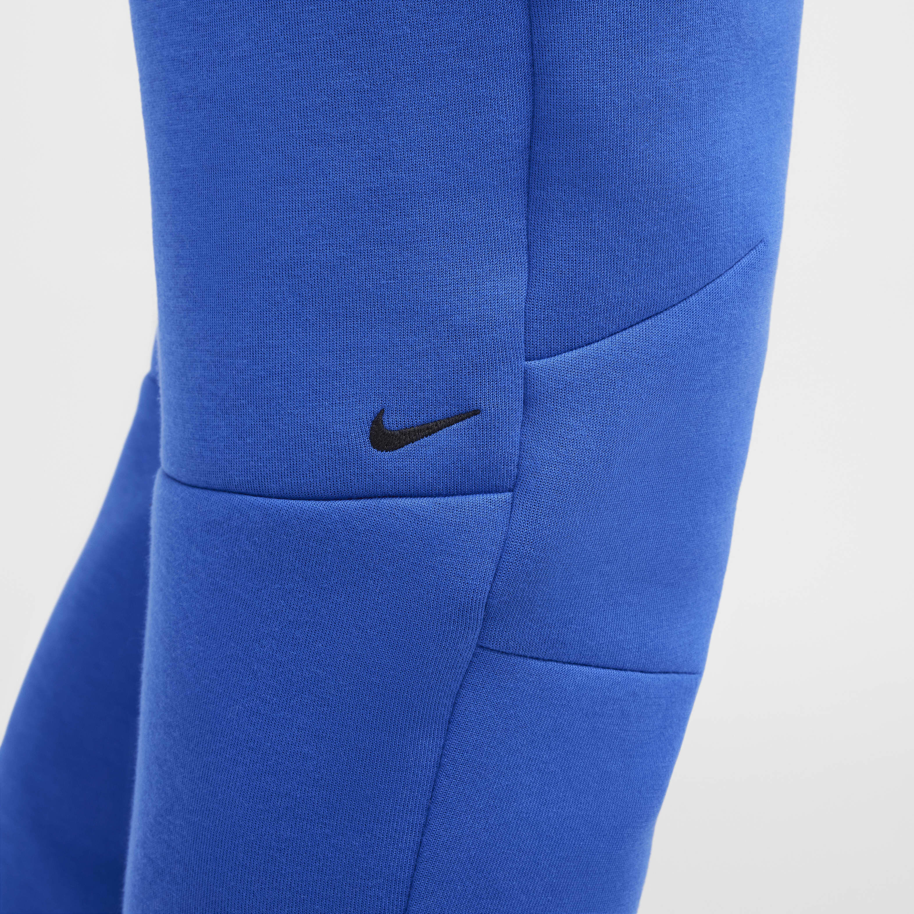 Nike Tech image number 5