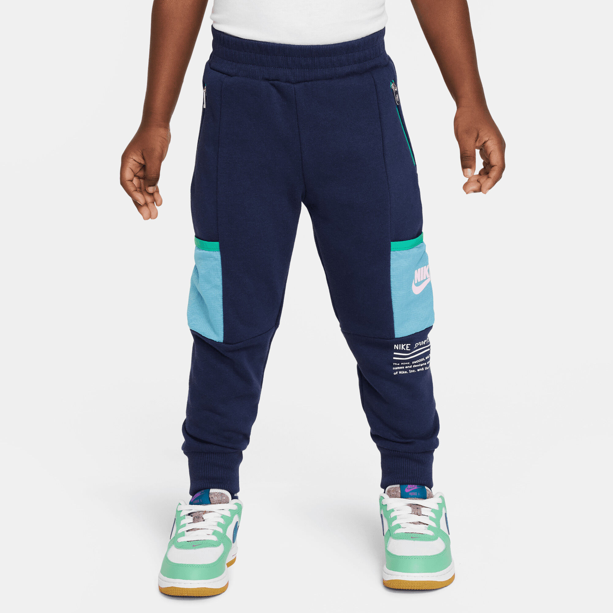 نايكي سبورتسوير بينت يور فيوتشر image number 0