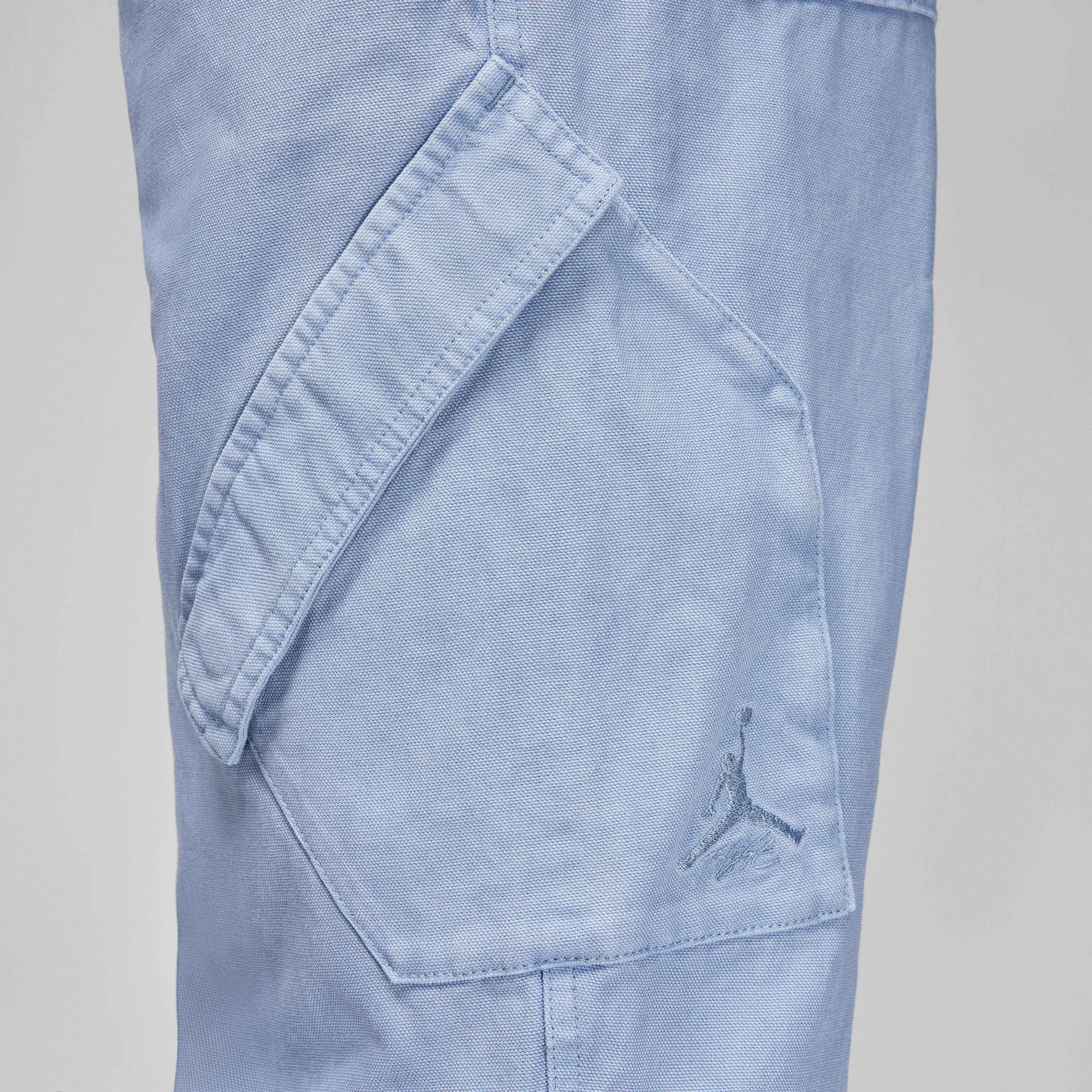 Jordan Essentials Chicago image number 3