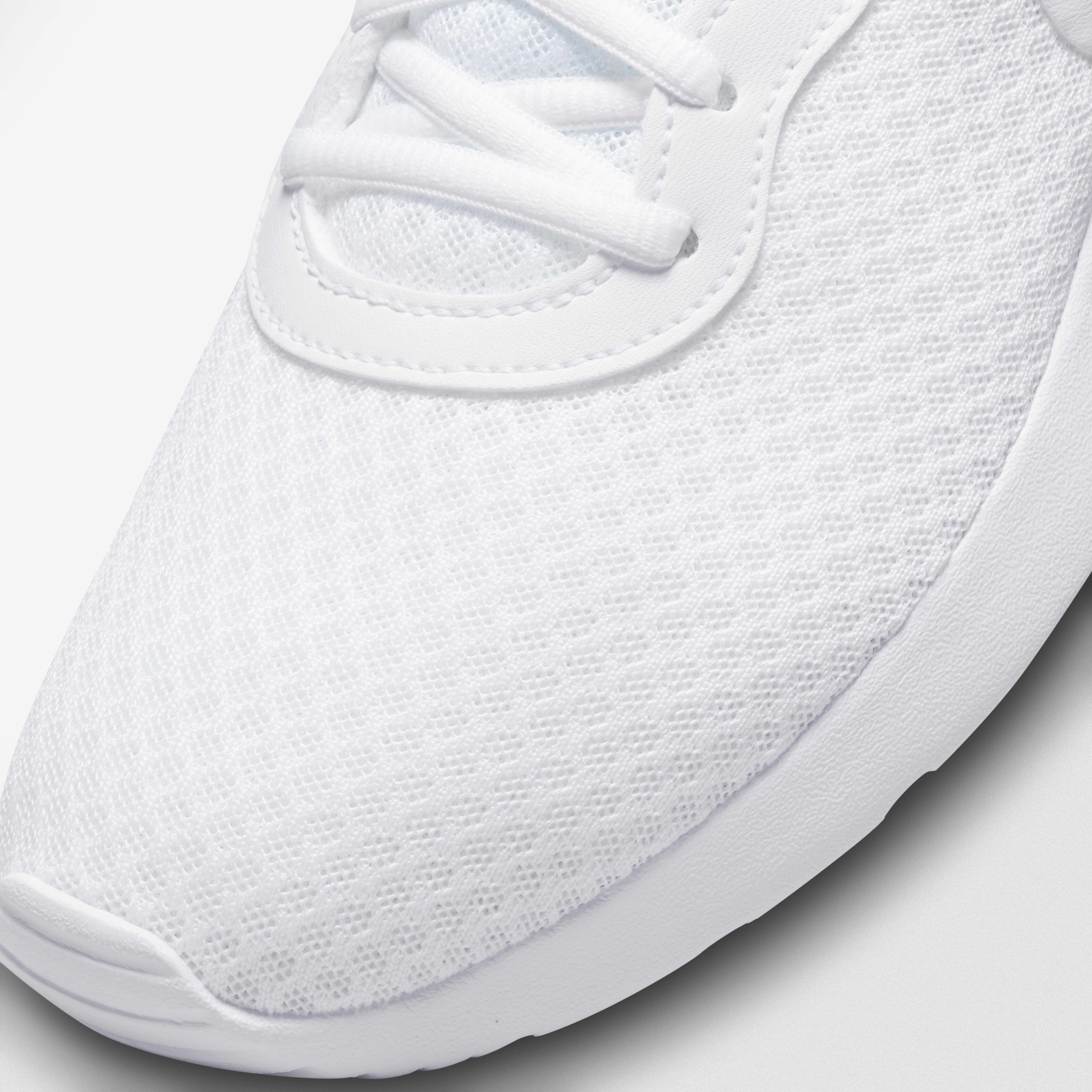 Nike Tanjun image number 6