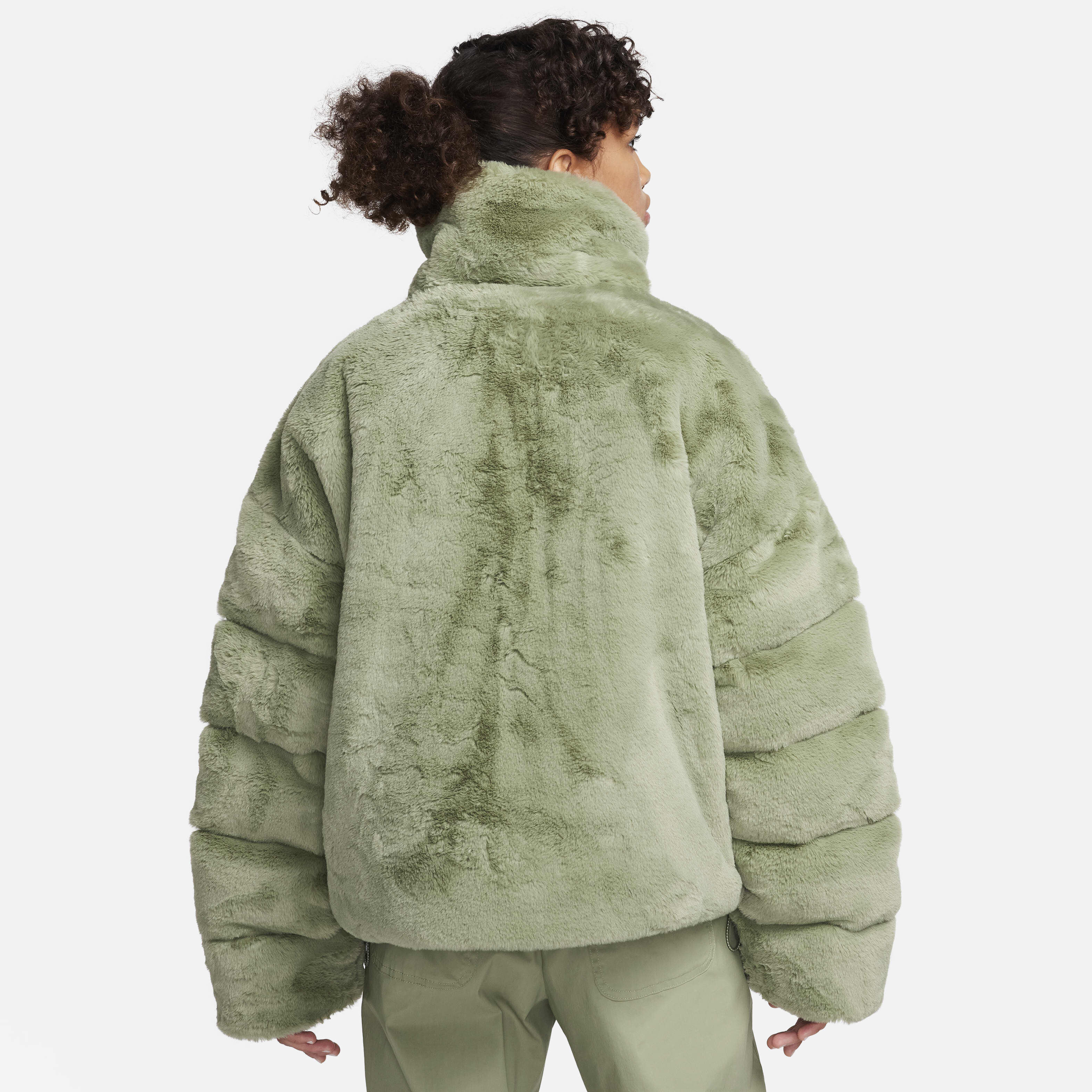 نايكي سبورتسوير ايسنشال image number 1