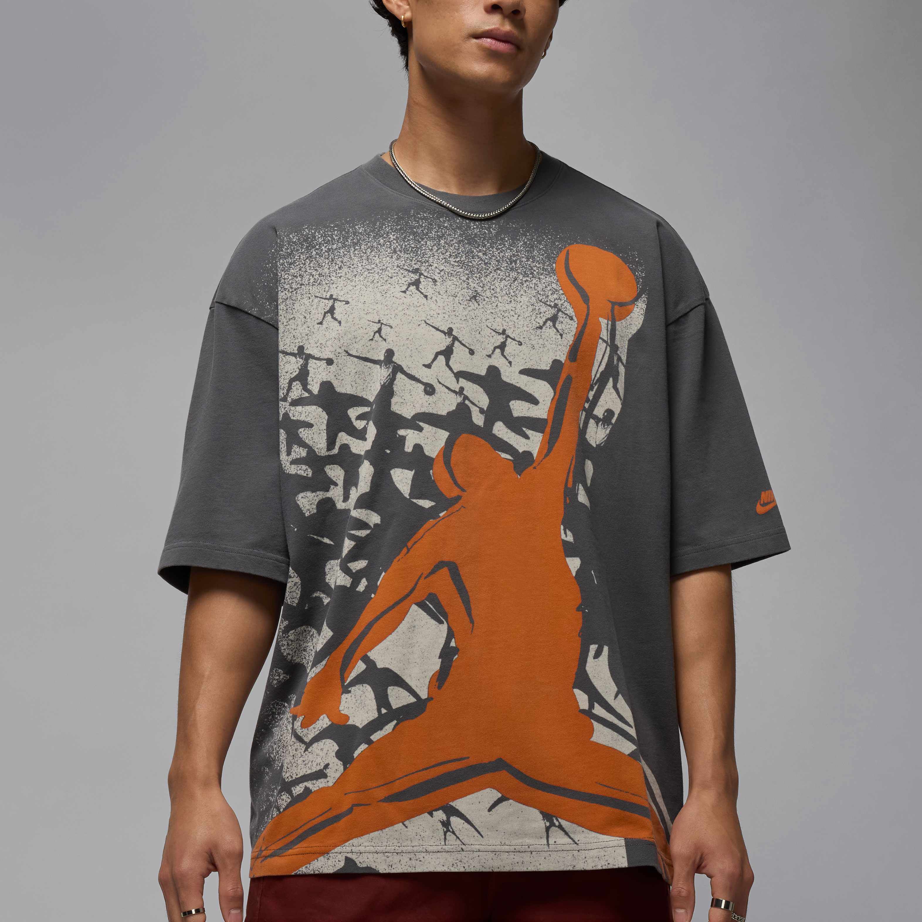 ★Nike★ Jordan Brooklyn Oversized Graphic T-Shirt M Starfis Buy Jordan Men's Oversized Reissue T-Shirt - Iron Grey