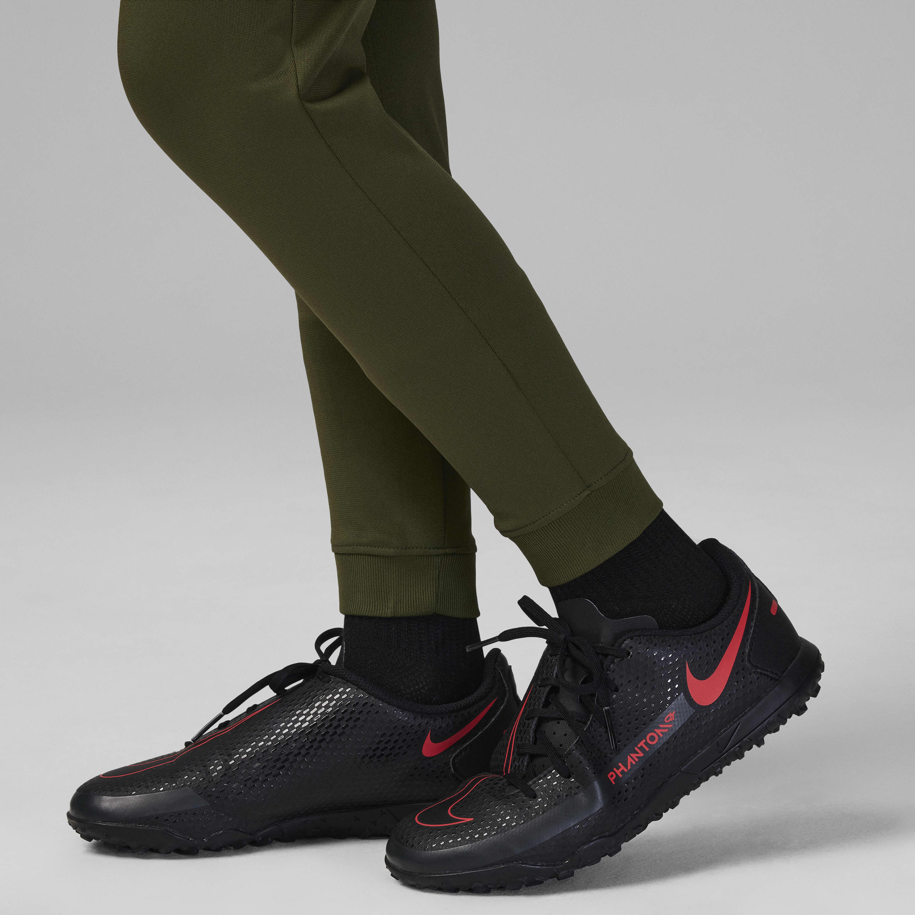 باريس سان جيرمان سترايك البديل image number 9