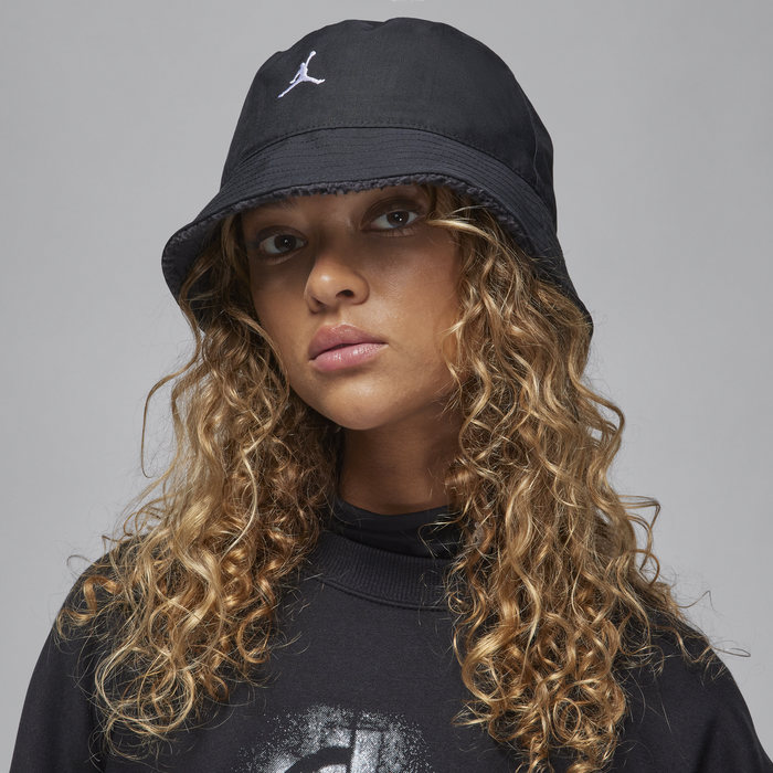 Shop Jordan Apex Winter Bucket Hat Nike KSA