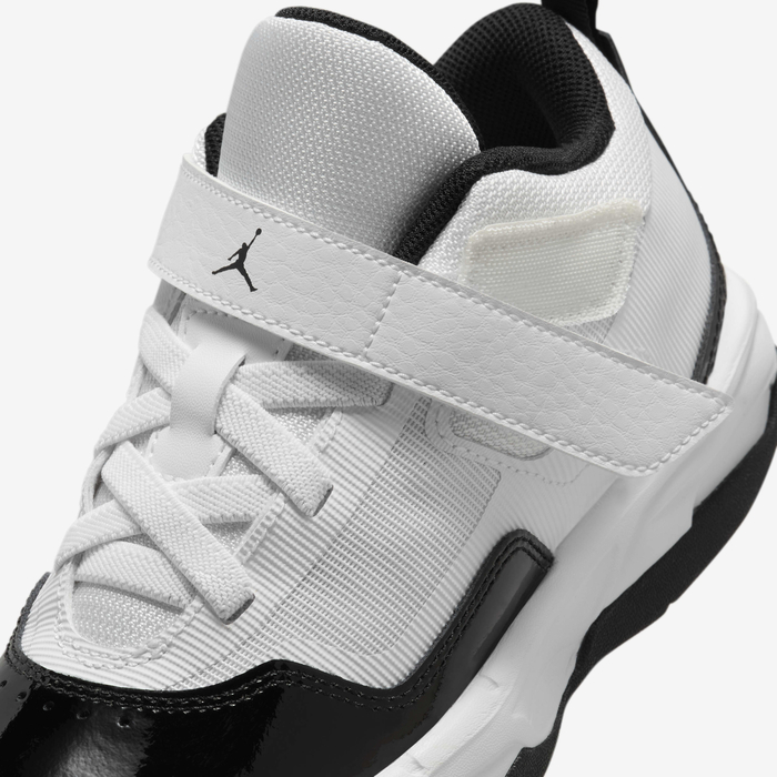 Buy Stay Loyal Younger Kids' Shoes White/Black Nike Saudi