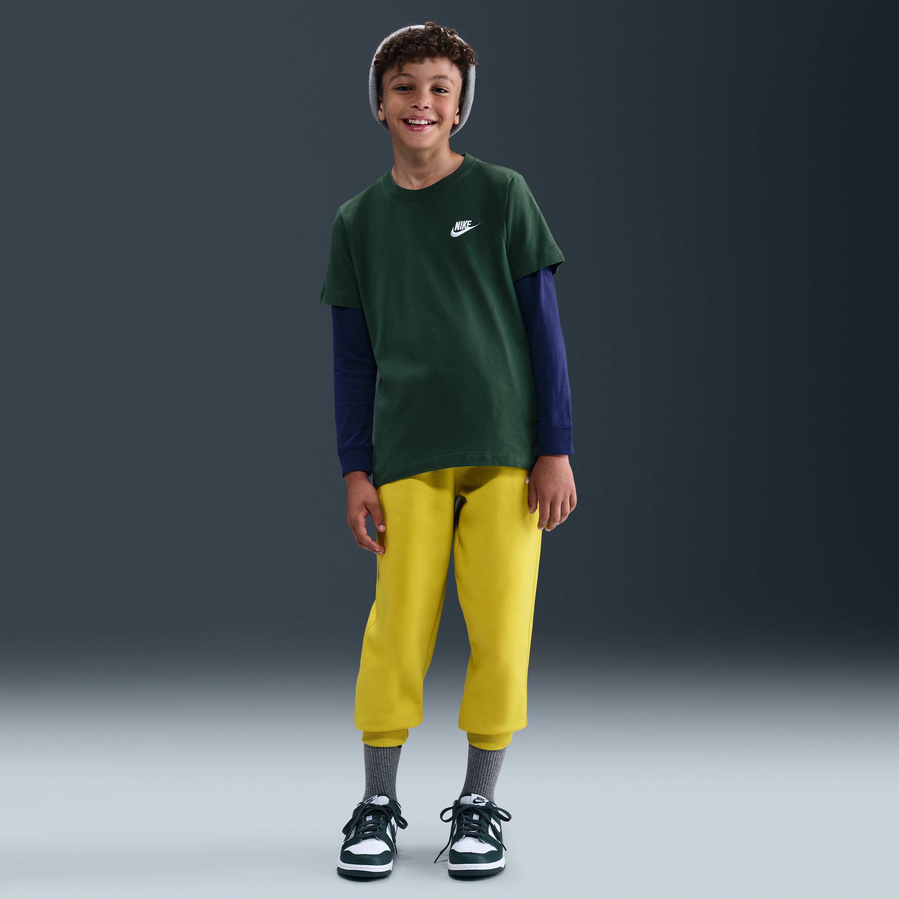 نايكي سبورتسوير image number 3