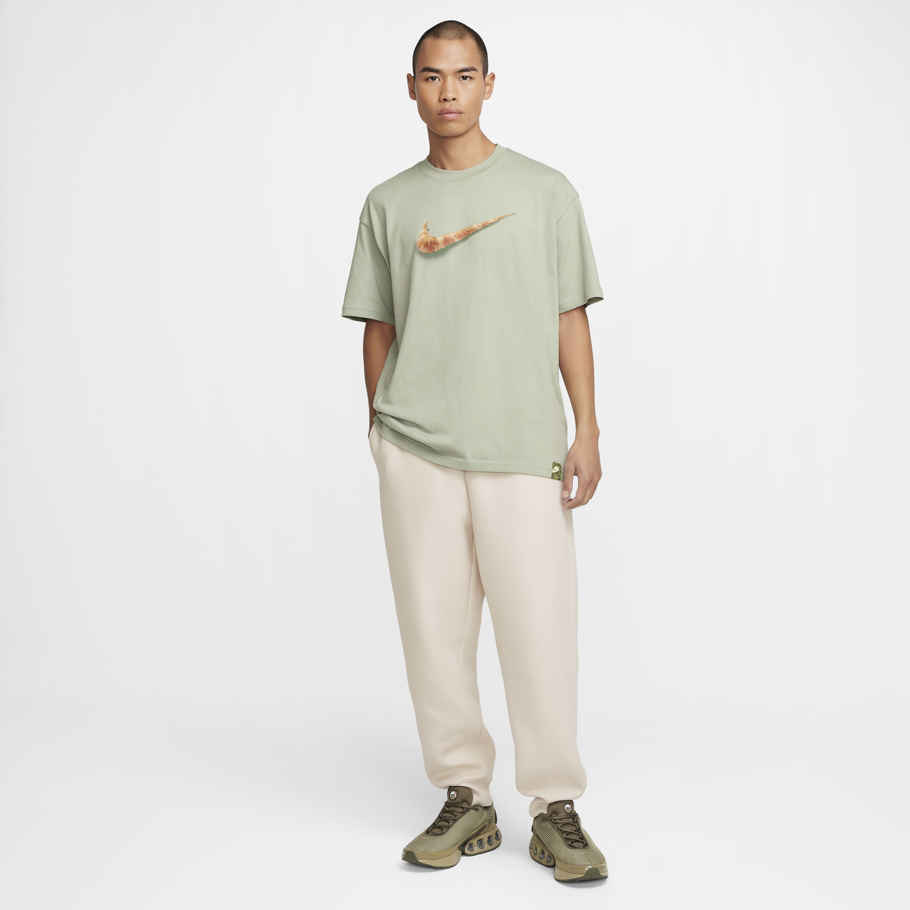 Buy Nike Sportswear Max90 T-Shirt - Jade Horizon | Nike