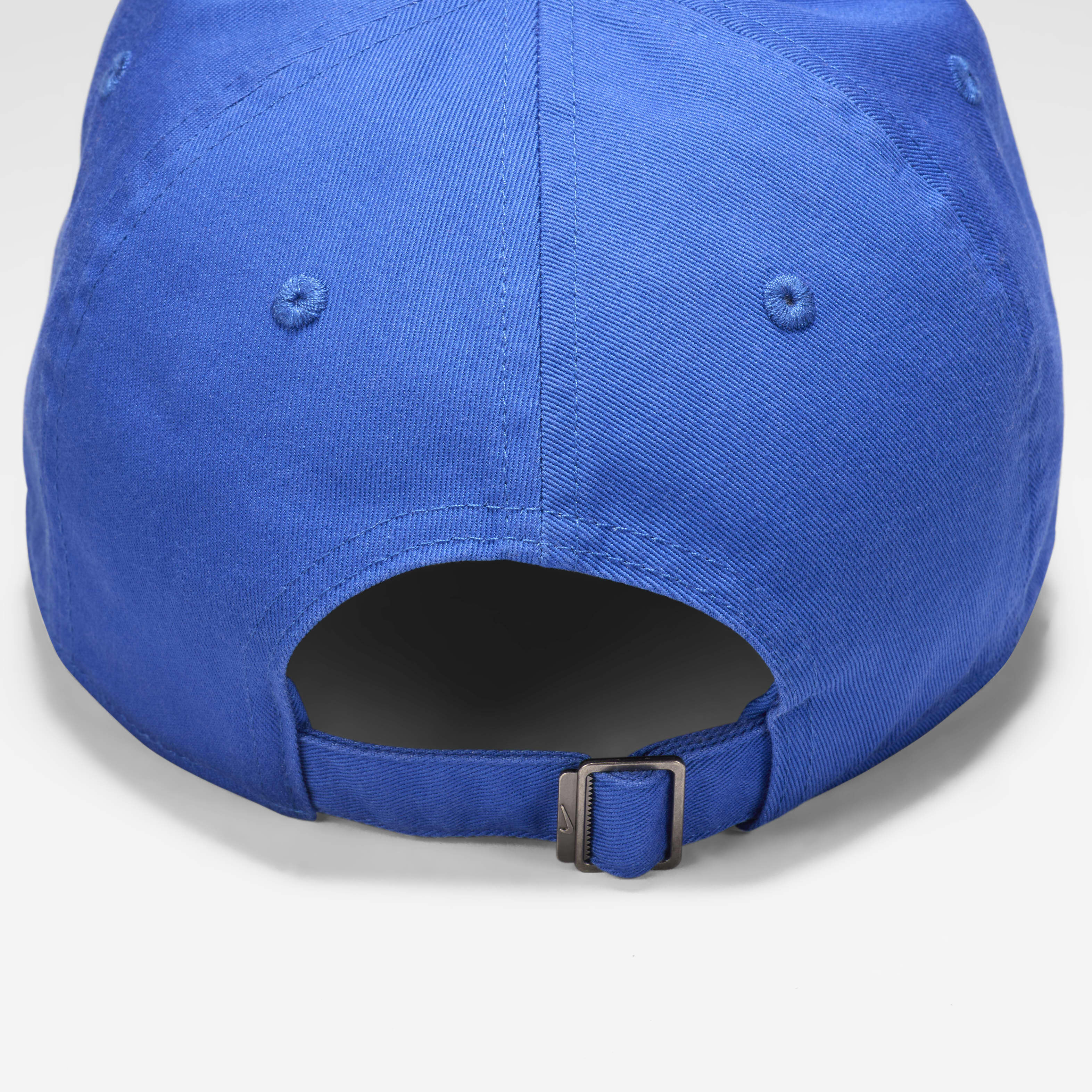 Nike Club image number 2