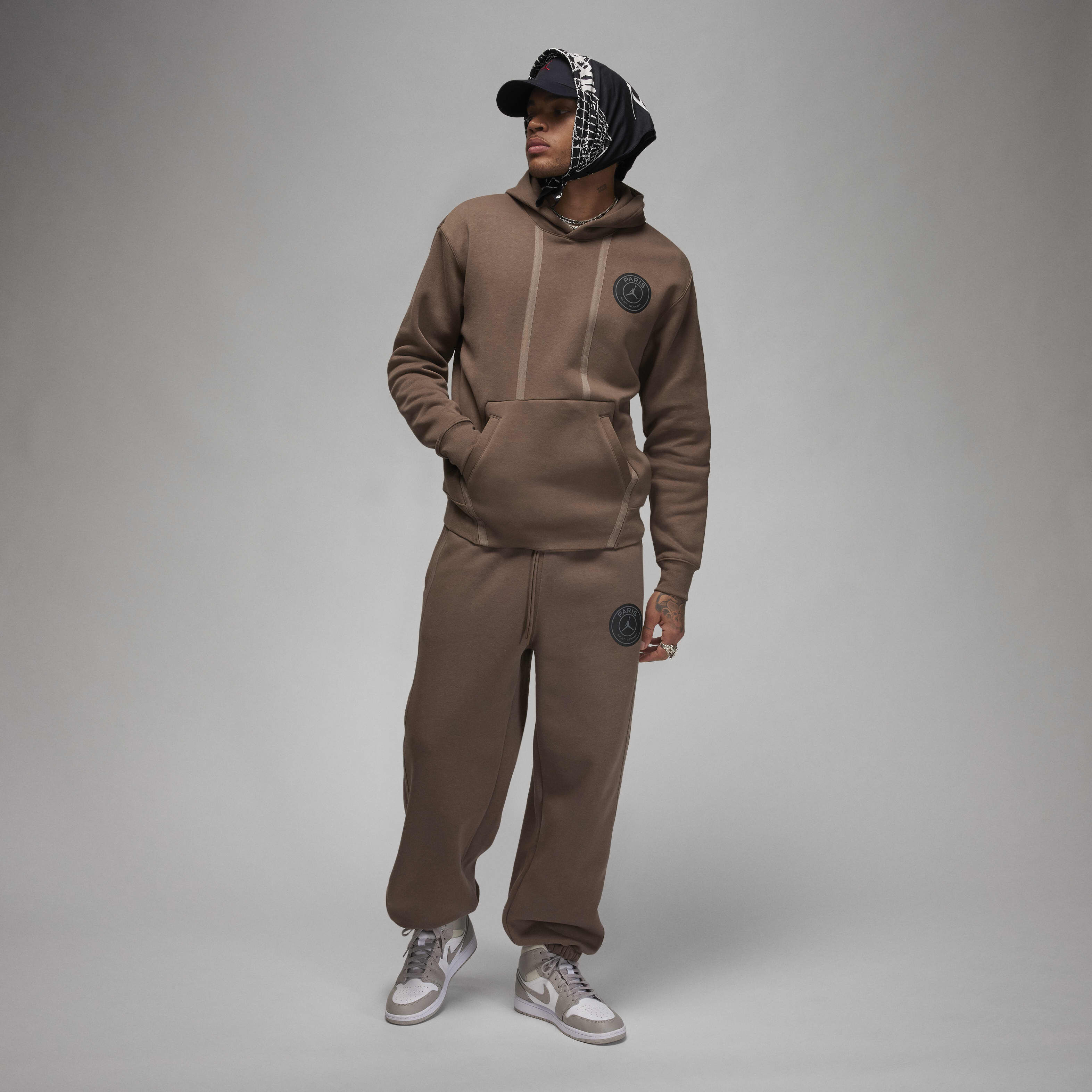 パーカー・フーディ Nike Paris Saint-Germain Men's Fleece Pullover Hoodie 4FT068 Paris Saint-Germain Men's Fleece Pullover Hoodie. Nike ID