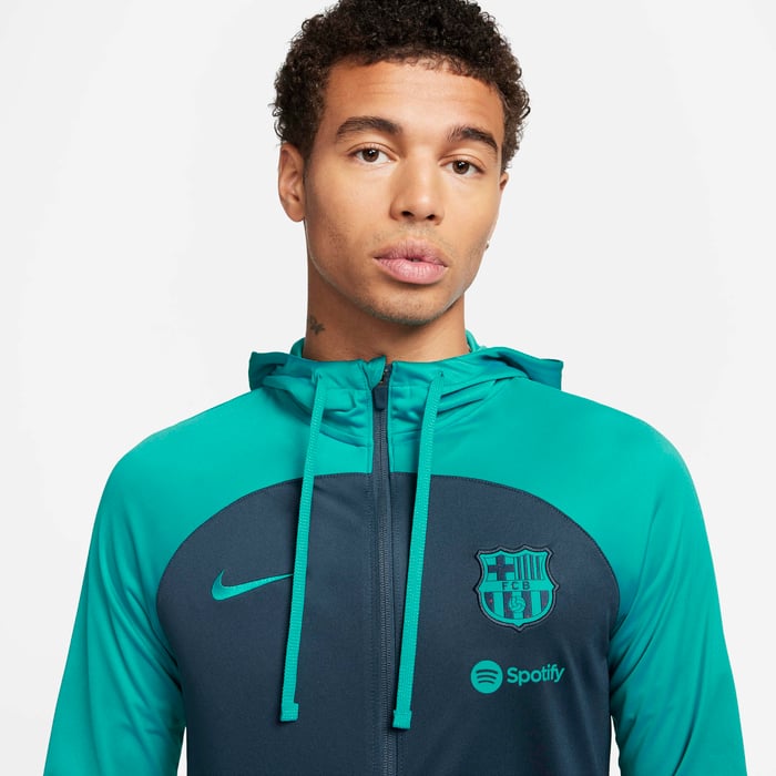 F.C. برشلونة سترايك image number 2 F.C. برشلونة سترايك image number 2