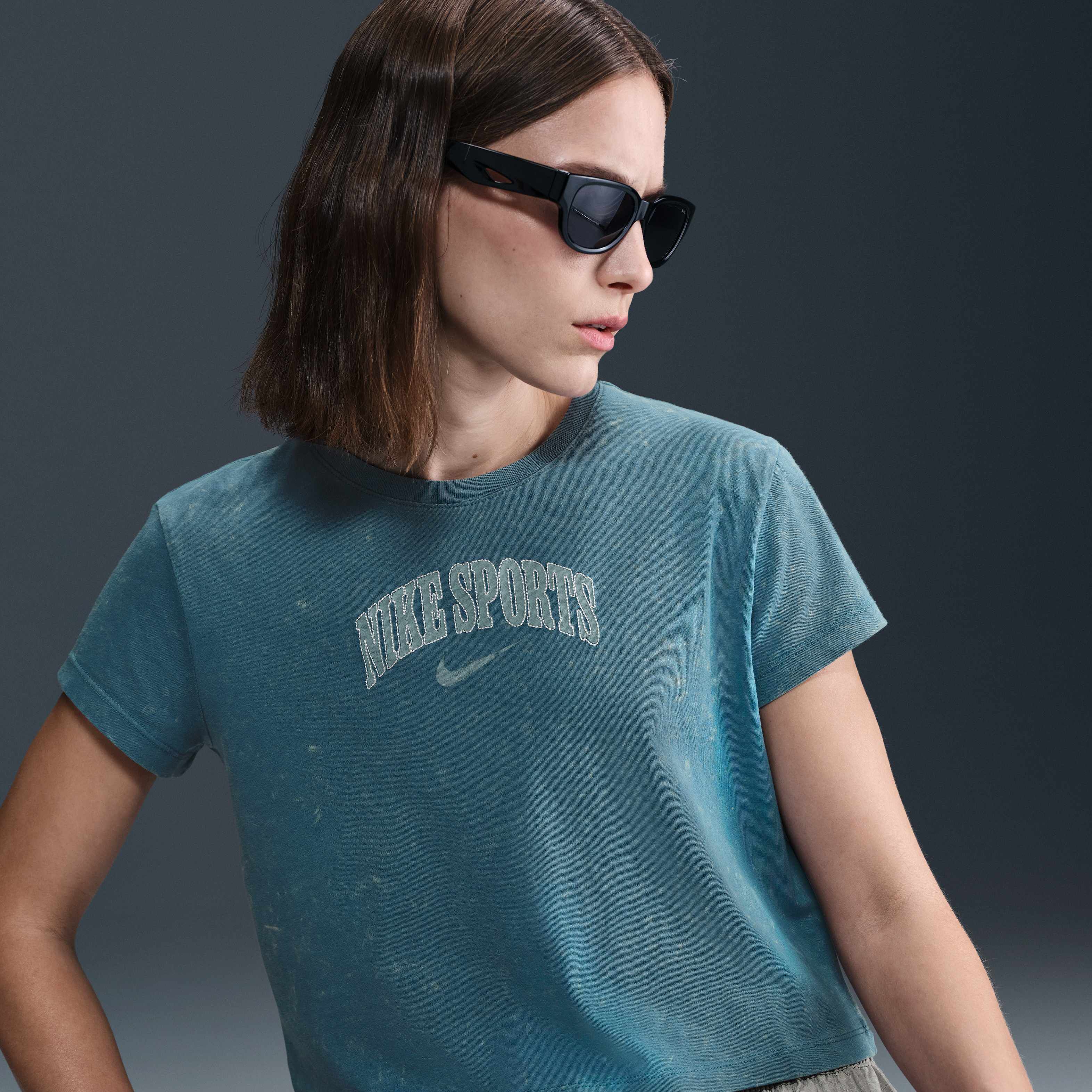 Nike Sportswear image number 2