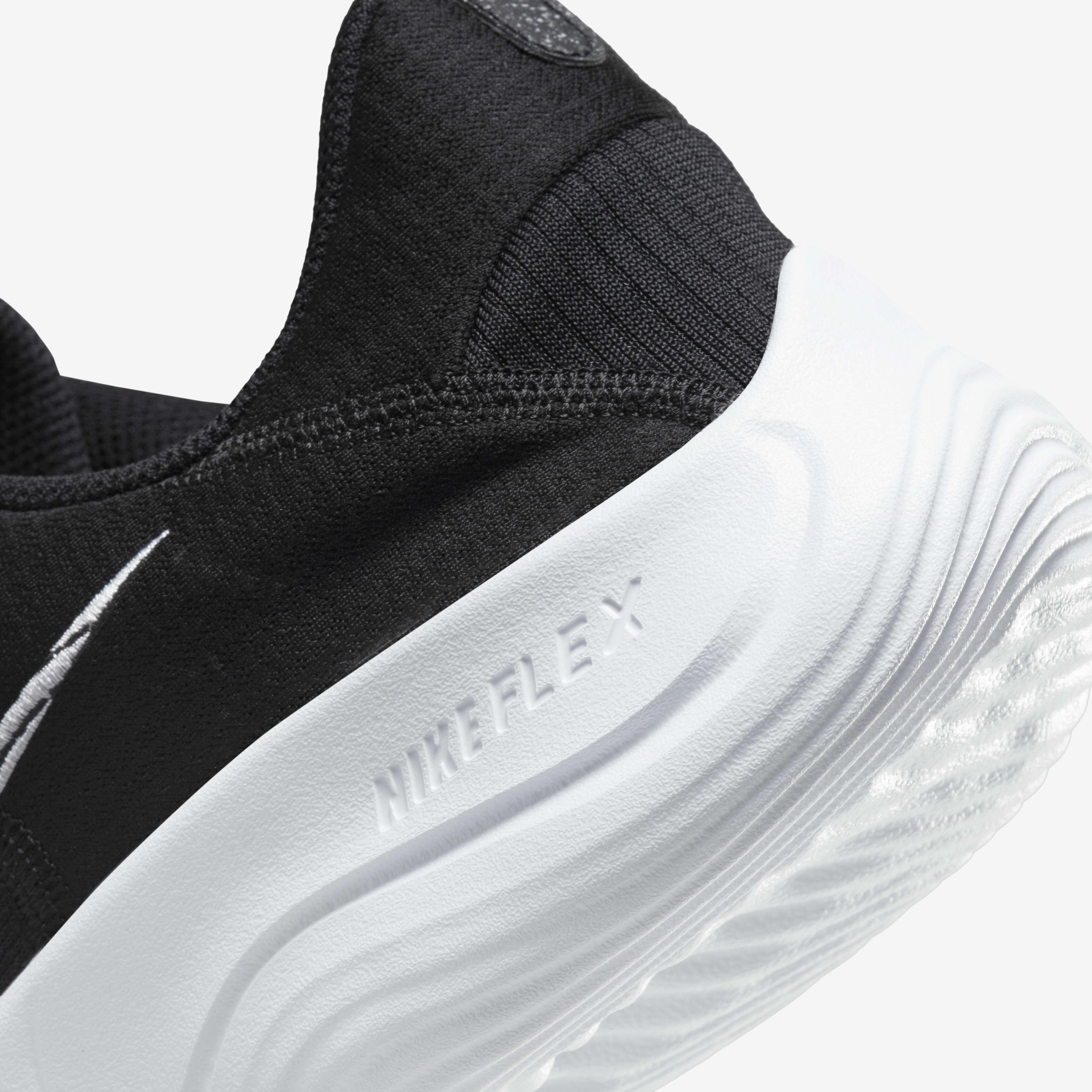 Nike lunarconverge running shoes deals