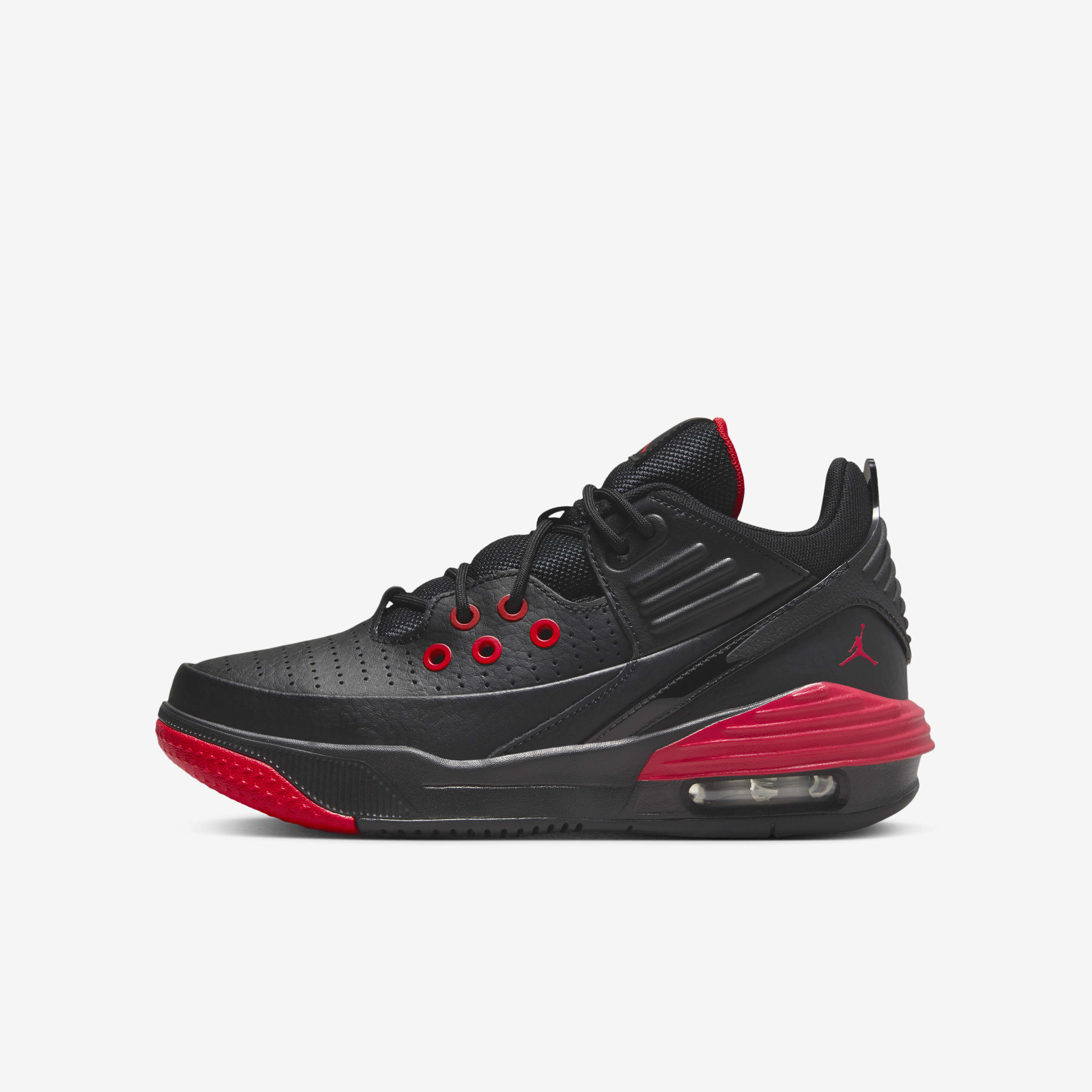 Red jordan max aura cheap
