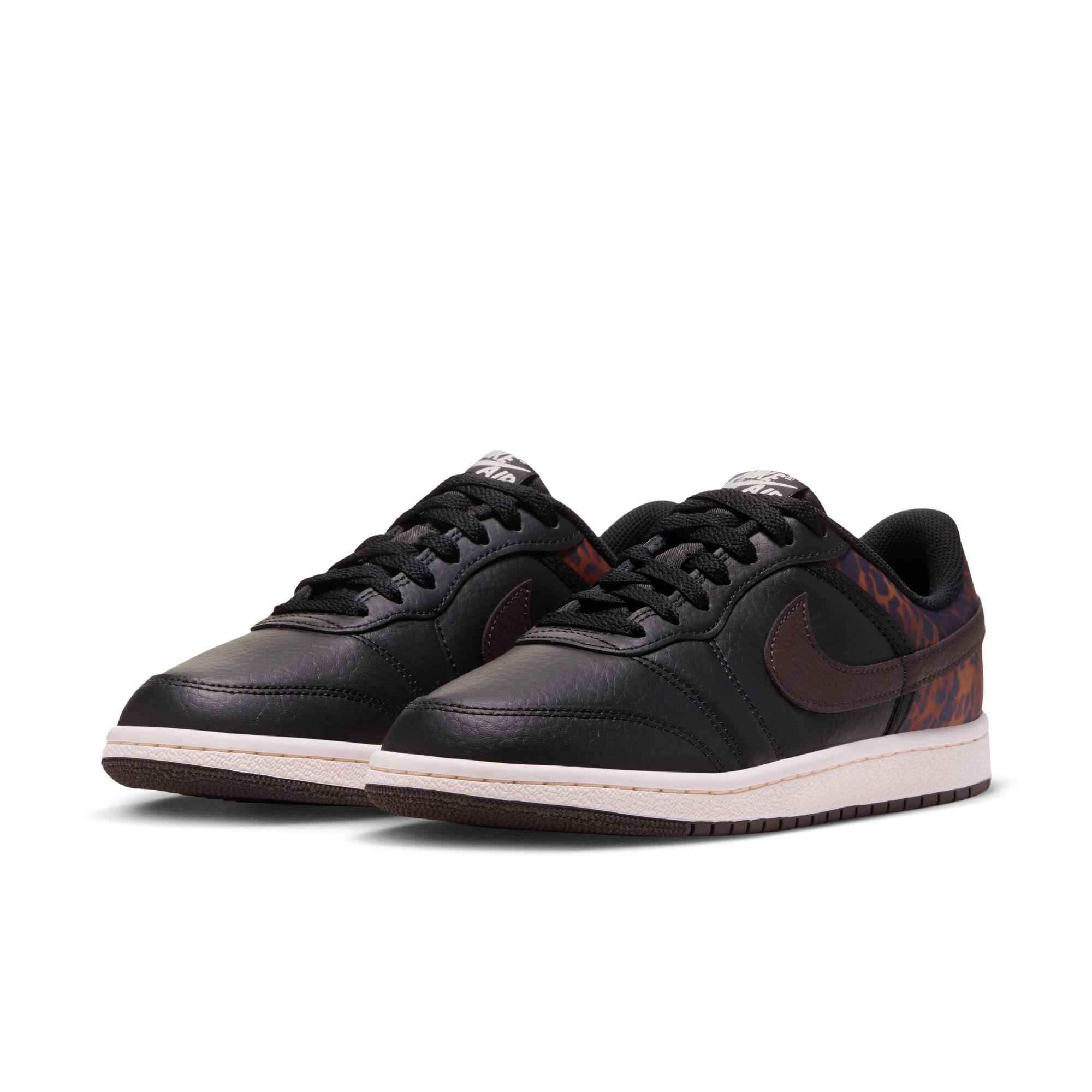 Air Jordan Skyline Low image number 2