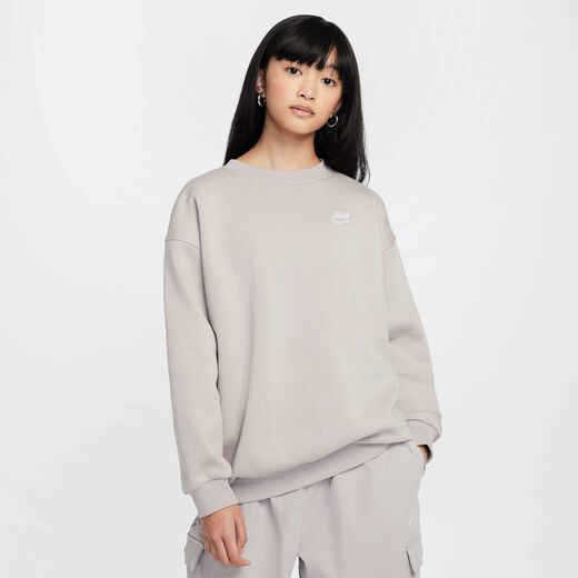 نايكي سبورتسوير كلوب فليس