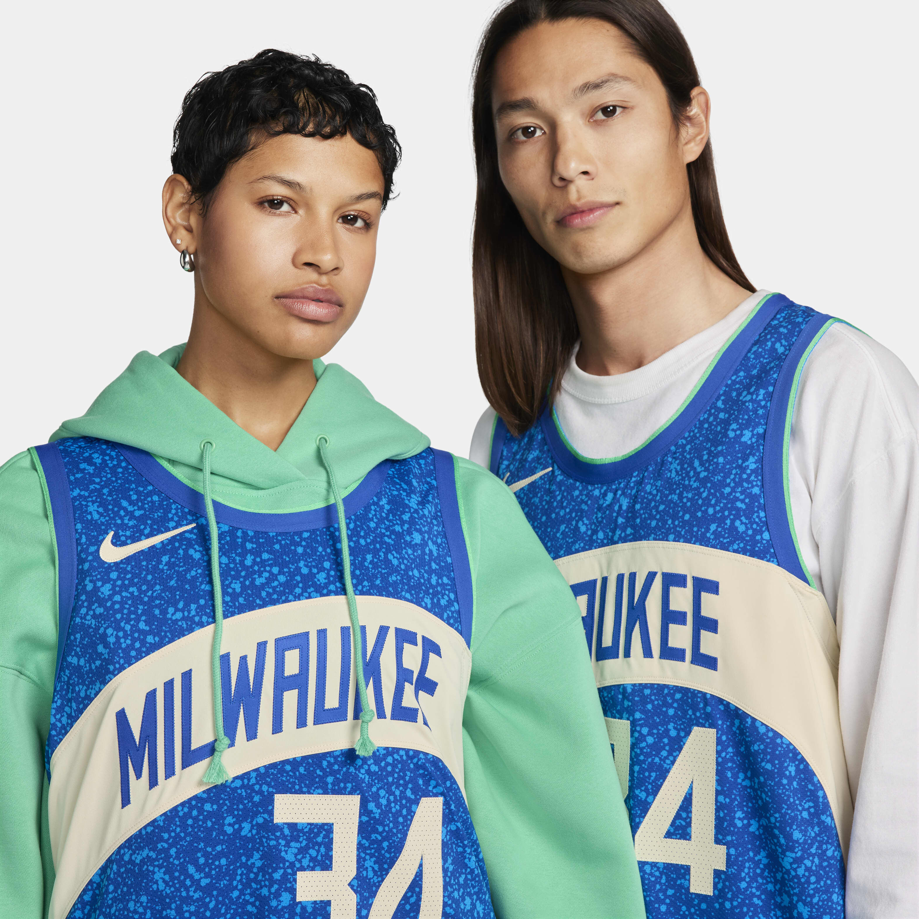 يانيس انتيتوكونمبو ميلووكي باكس 2023/24 سيتي اديشن image number 2