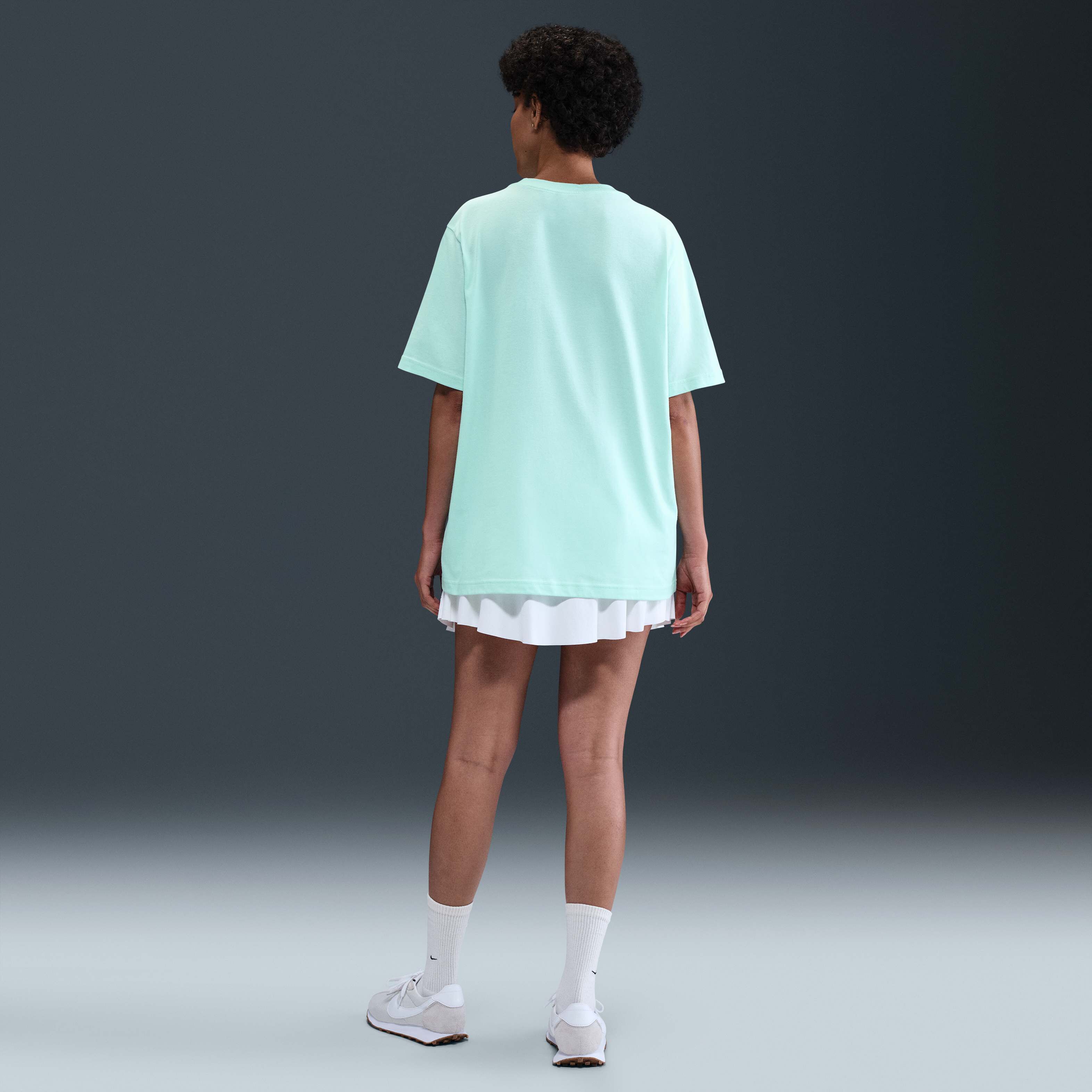 نايكي سبورتسوير image number 4