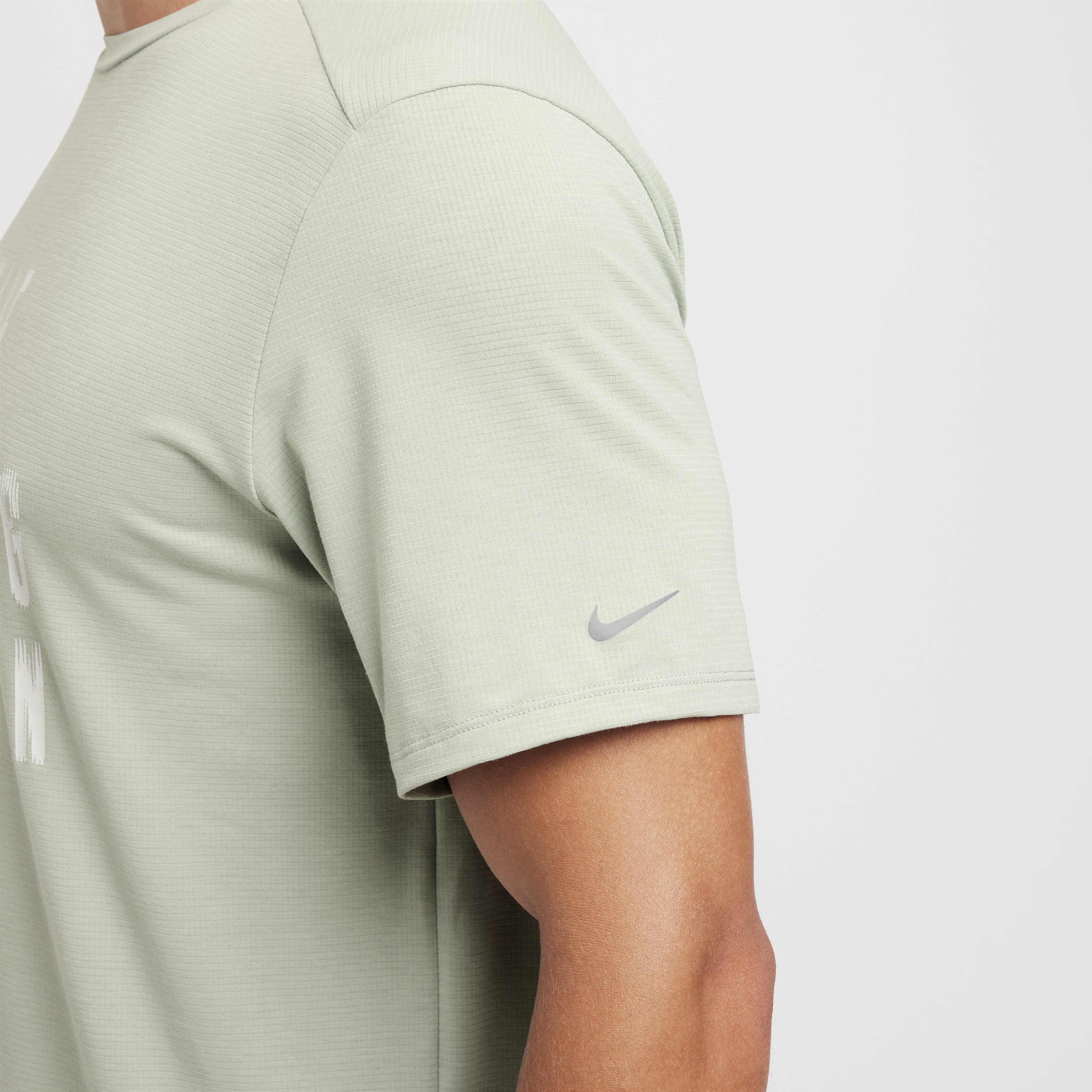 Nike Rise 365 Running Division image number 3