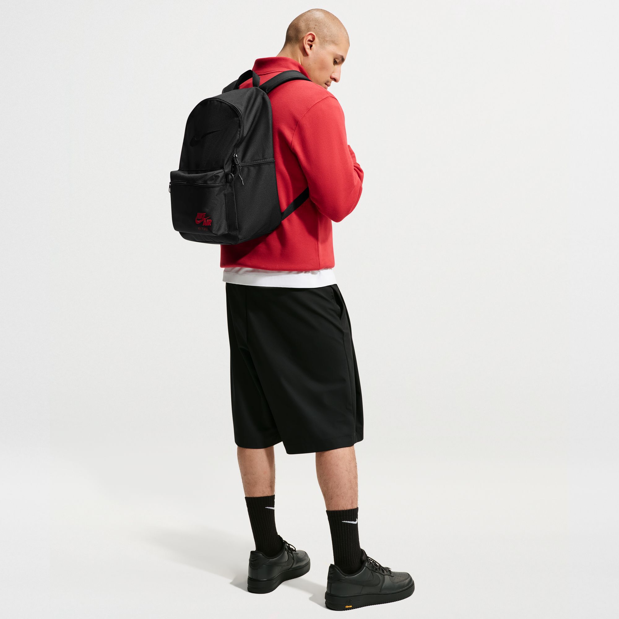 Nike Heritage image number 2