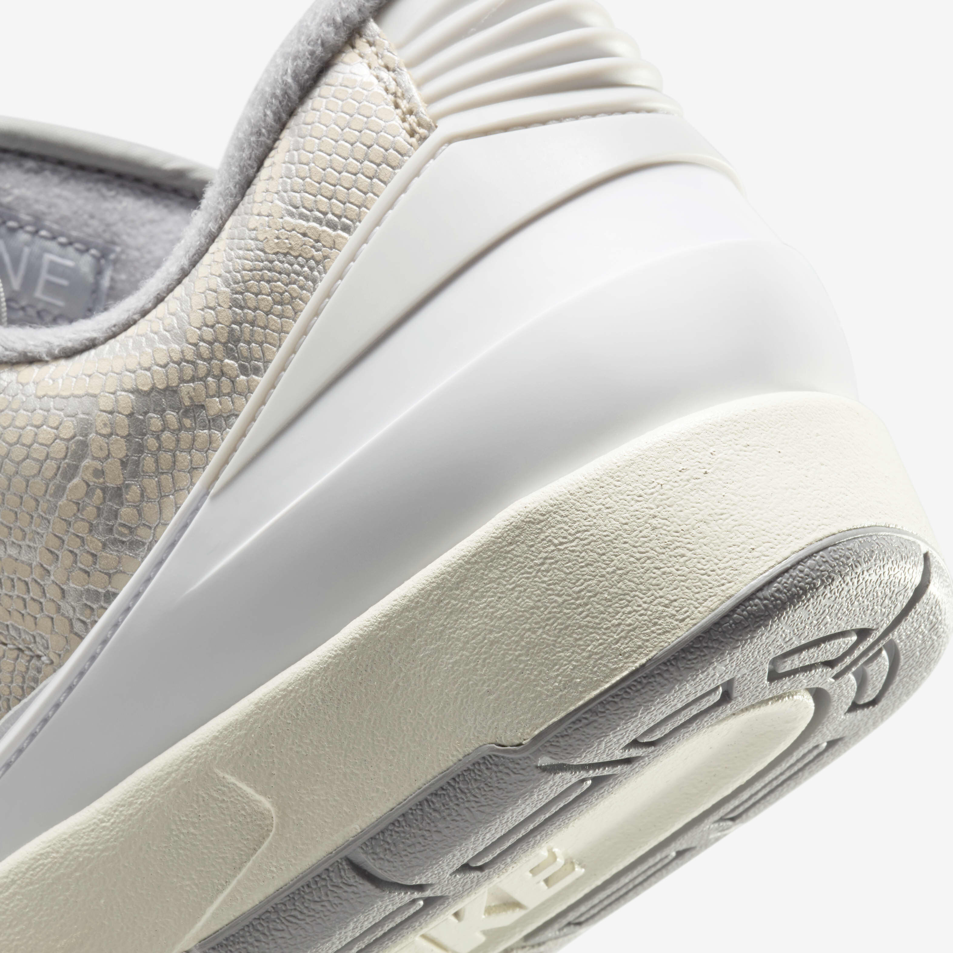 Air Jordan 2 Low 'Origins' image number 7