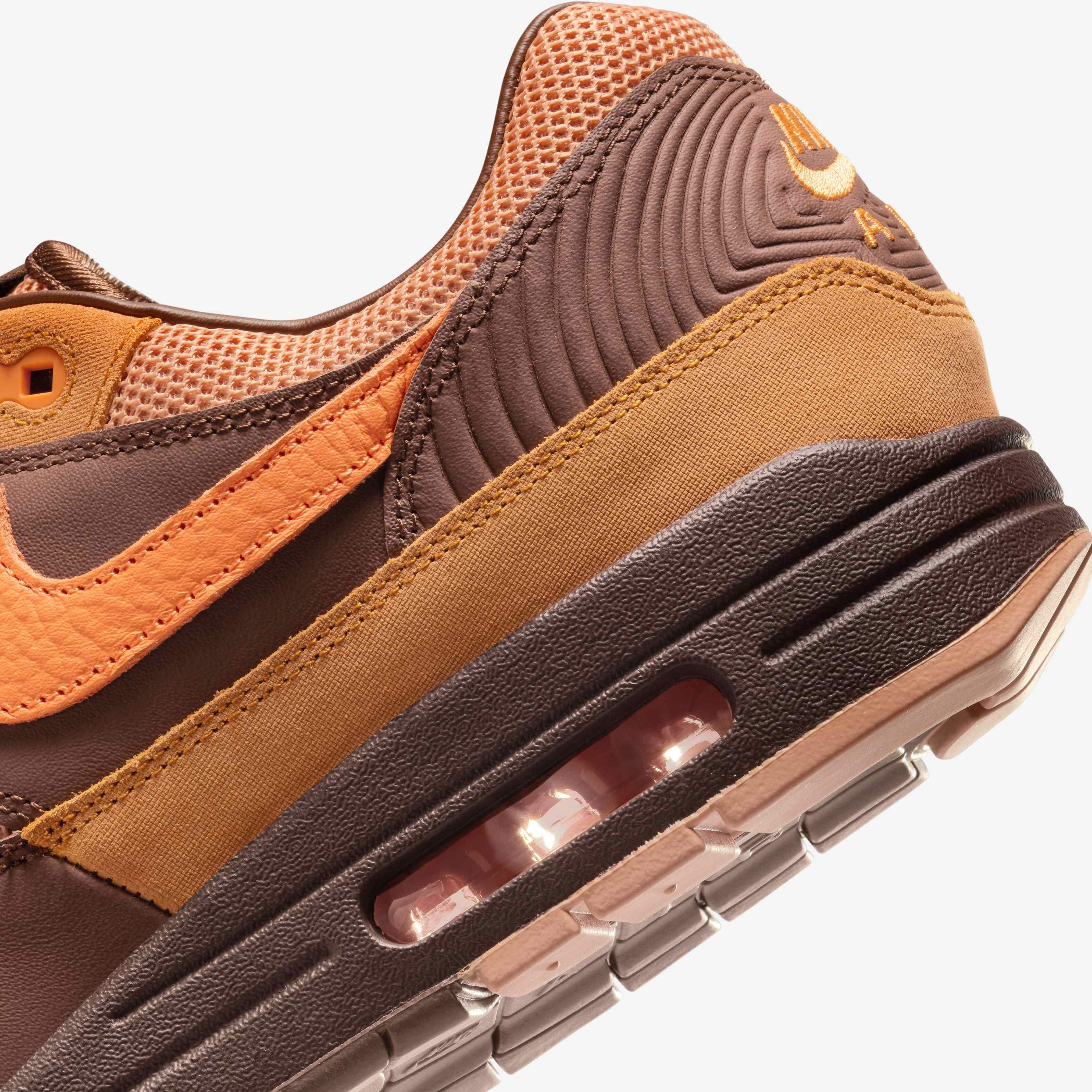 Nike Air Max 1 image number 7