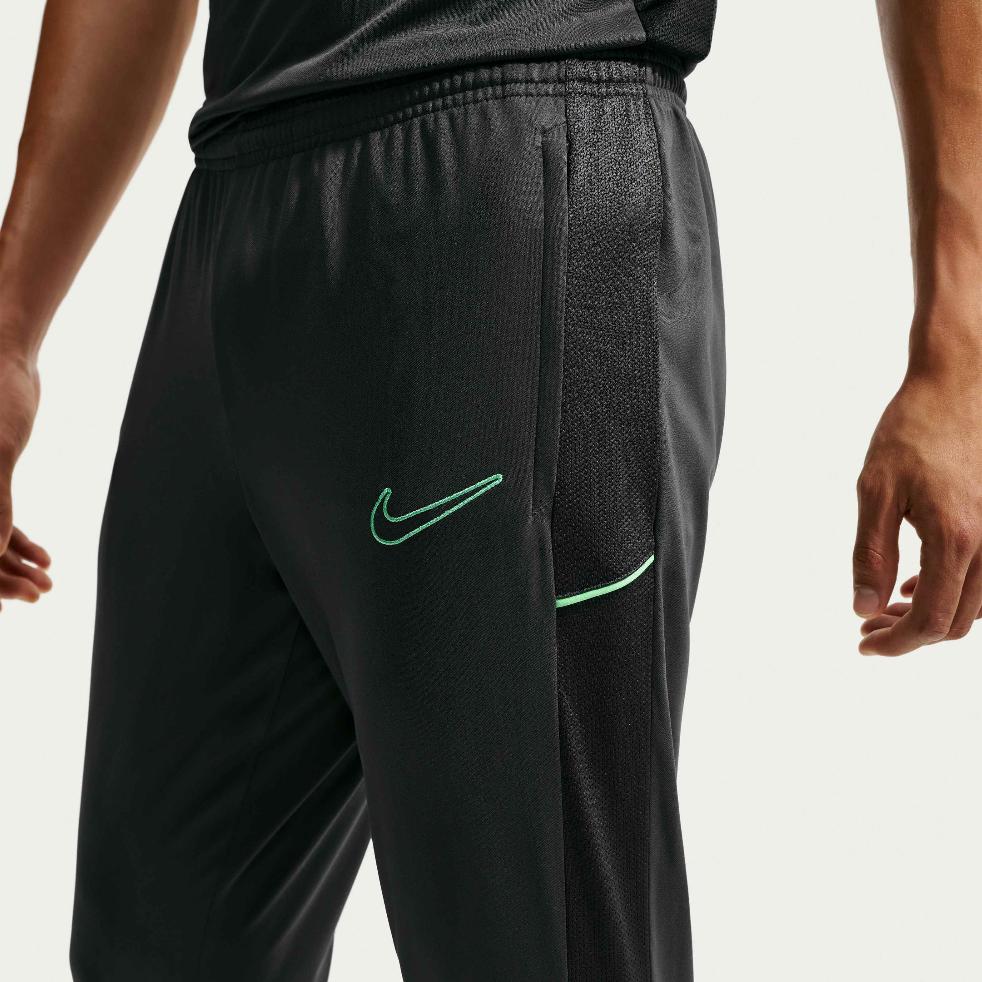 Nike Academy image number 5